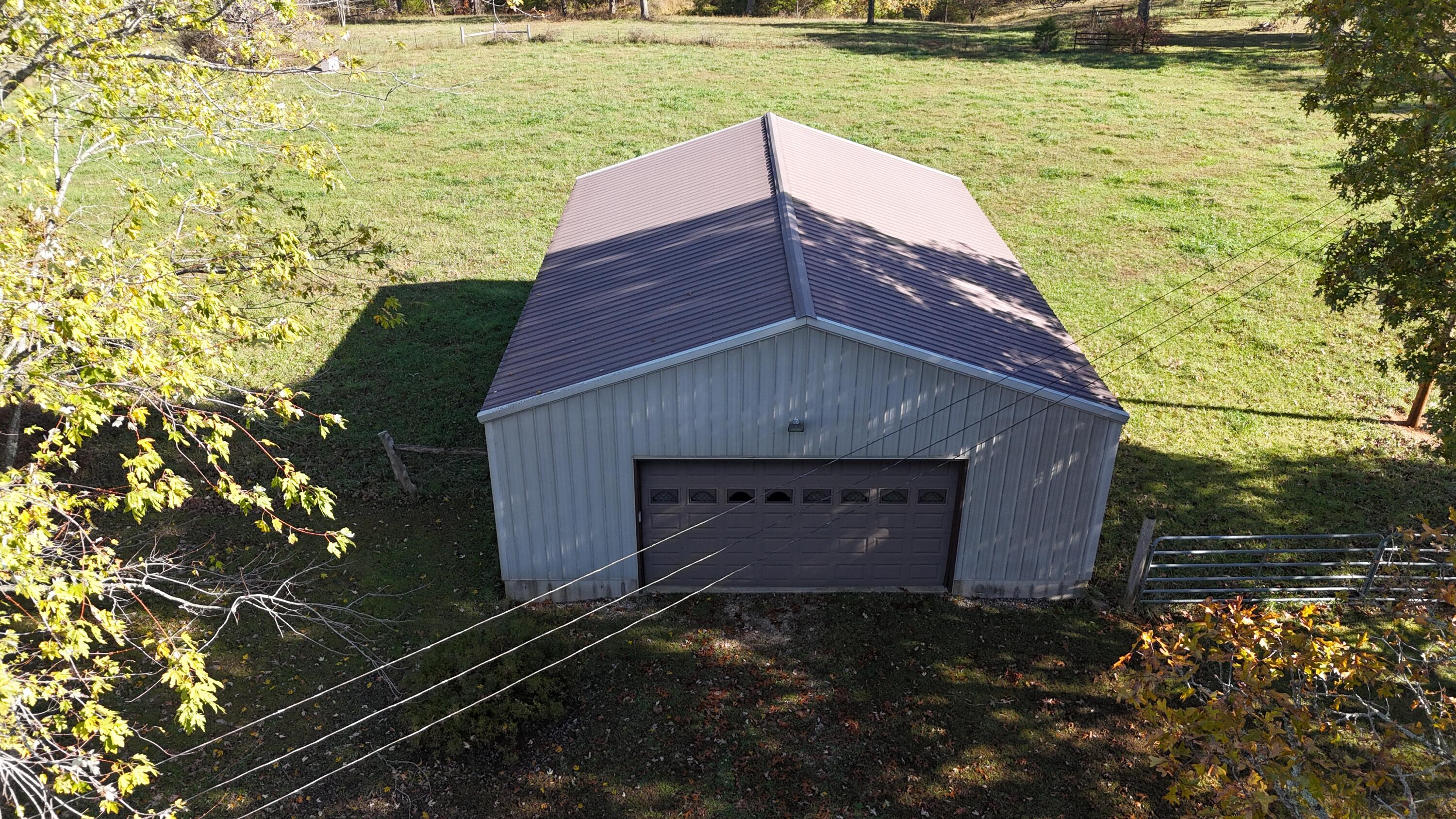 205 County Road 6550 Property Photo 42
