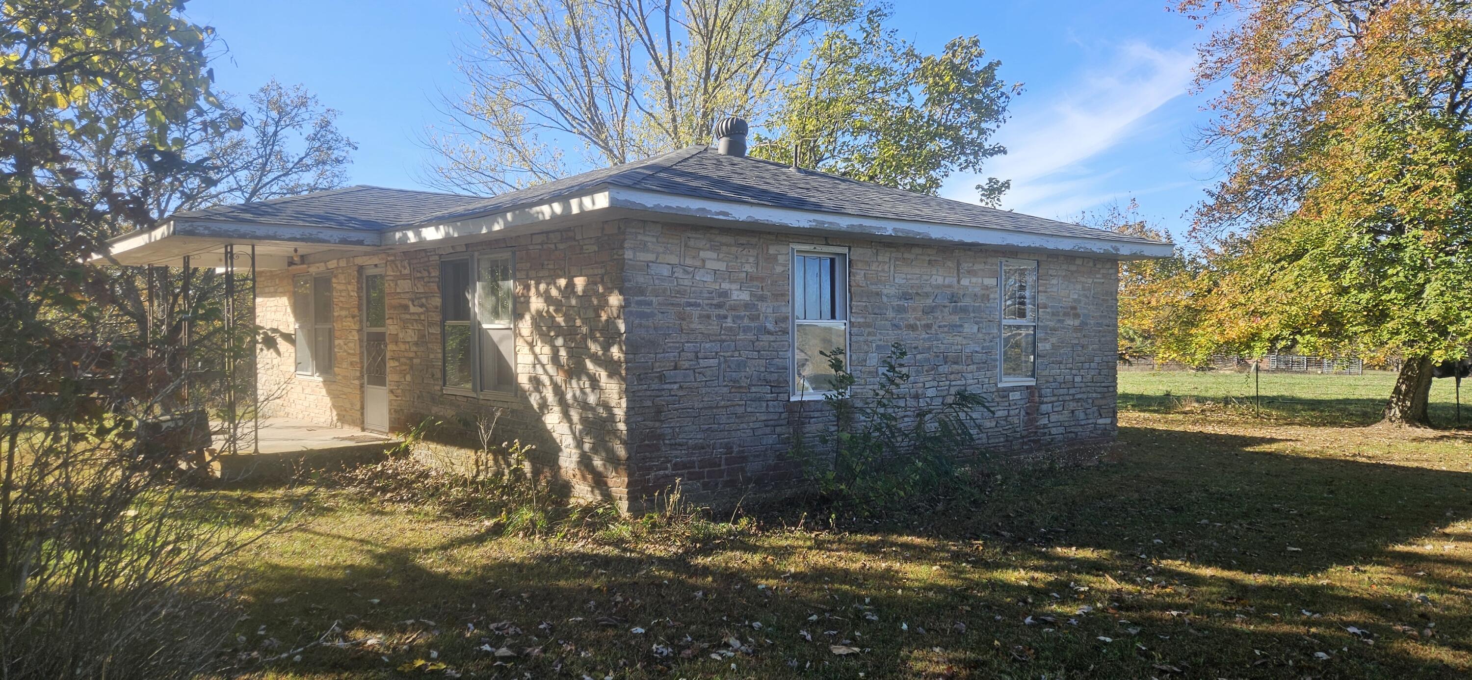 205 County Road 6550 Property Photo 63