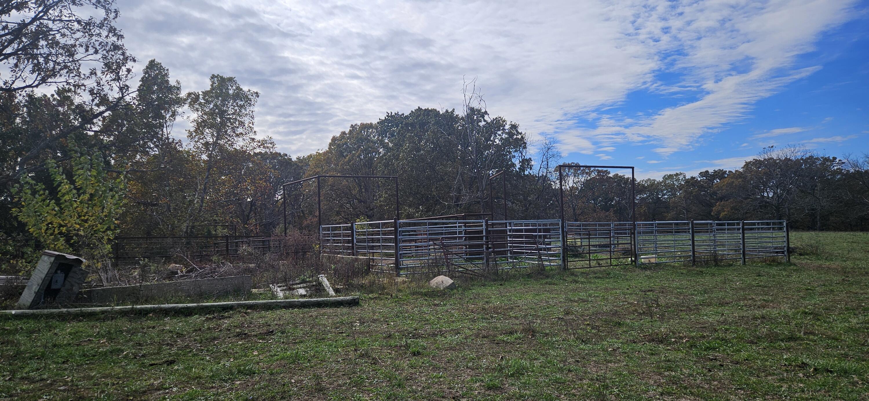 205 County Road 6550 Property Photo 71