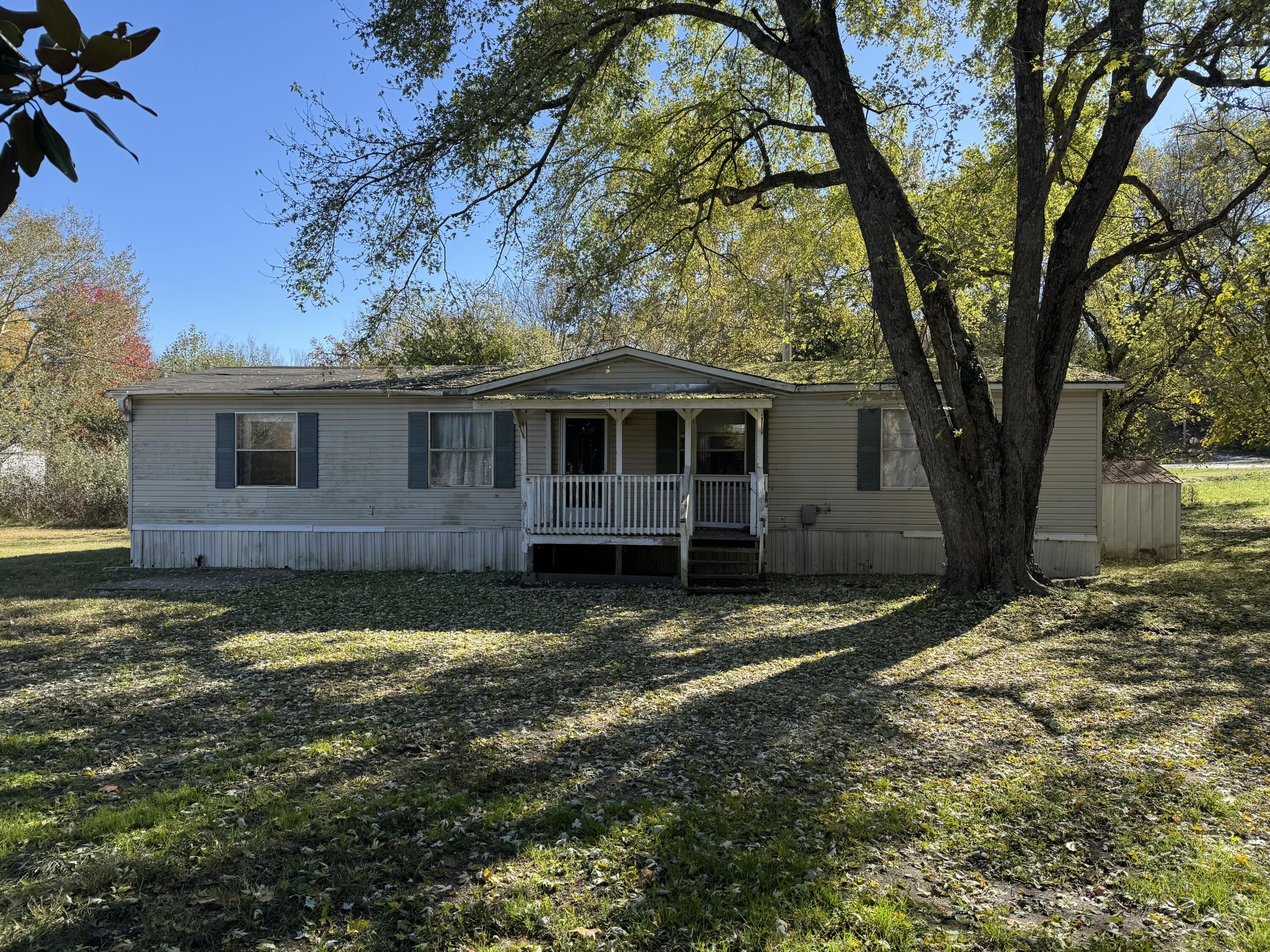 635 North Grove Street Property Photo 1