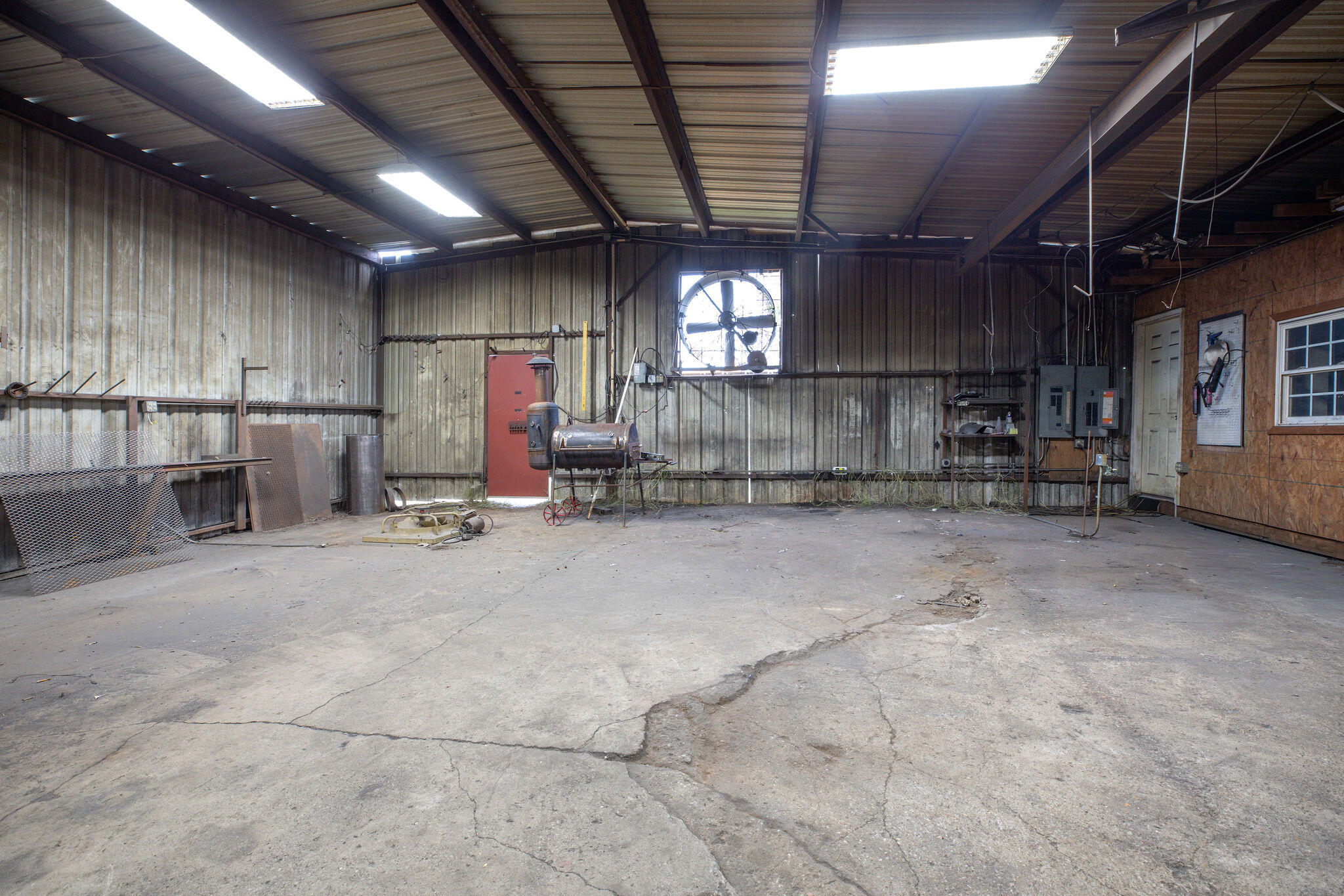 5329 East State Highway 76 Property Photo 18