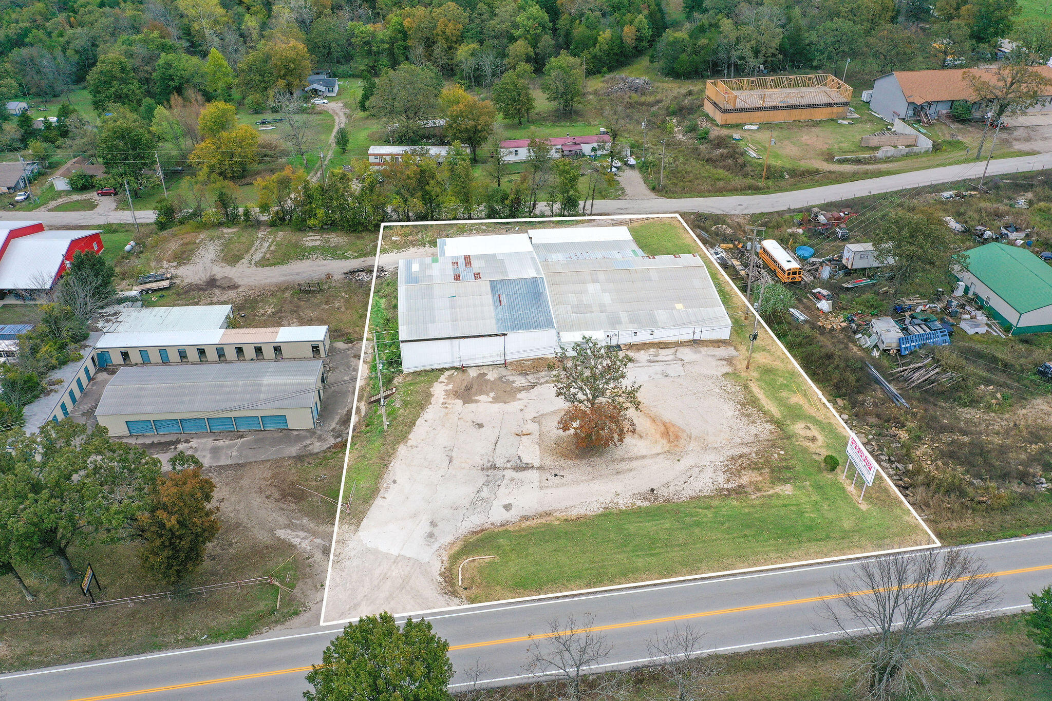 5329 East State Highway 76 Property Photo 24