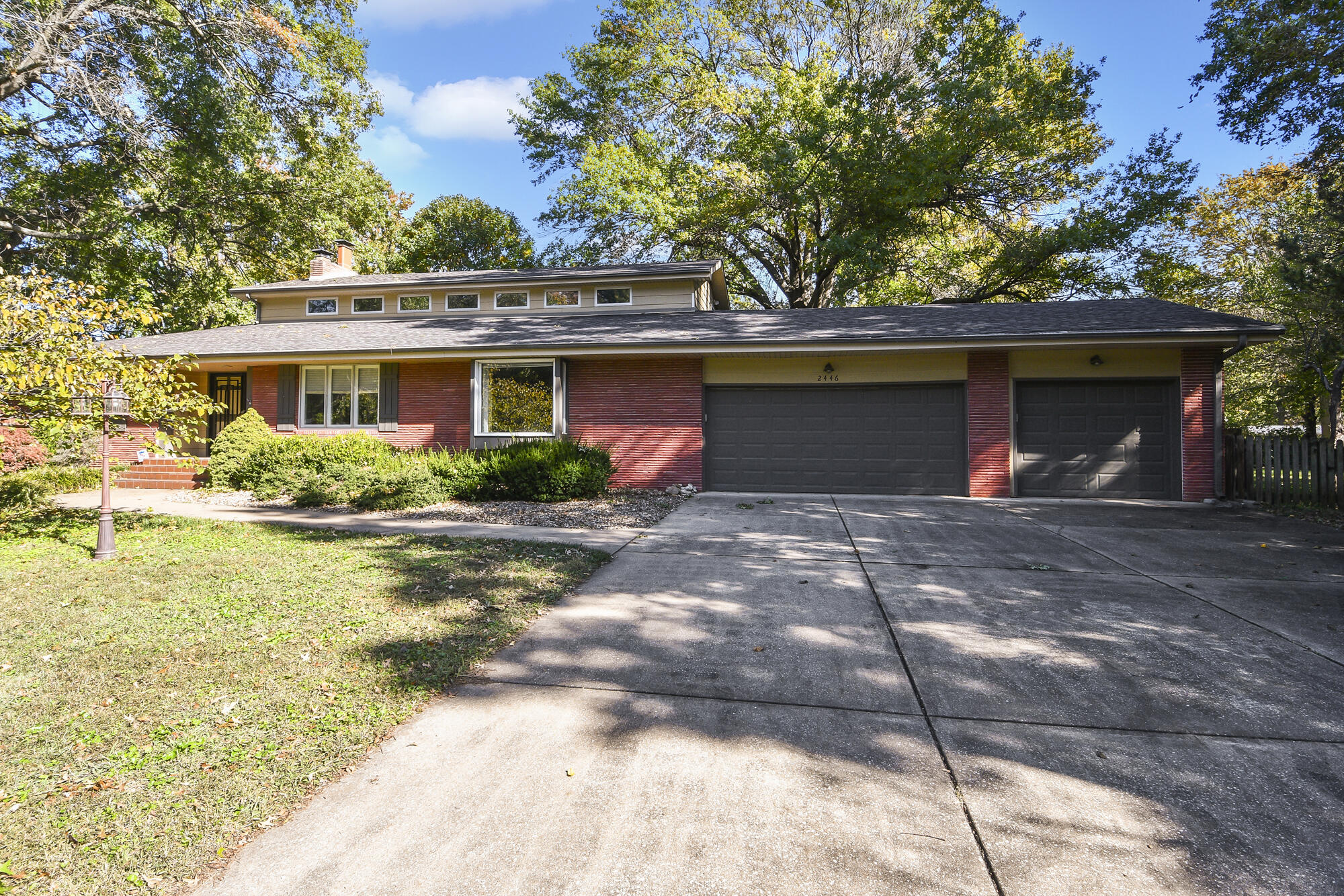 2446 South Sheridan Property Photo 1