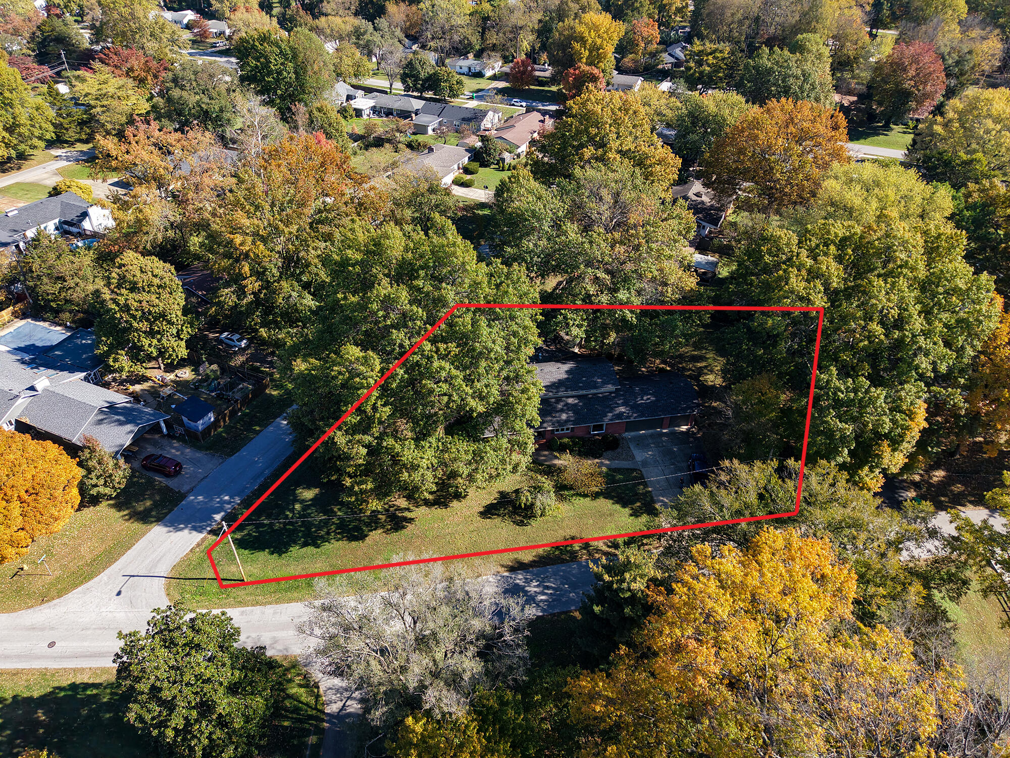 2446 South Sheridan Property Photo 2