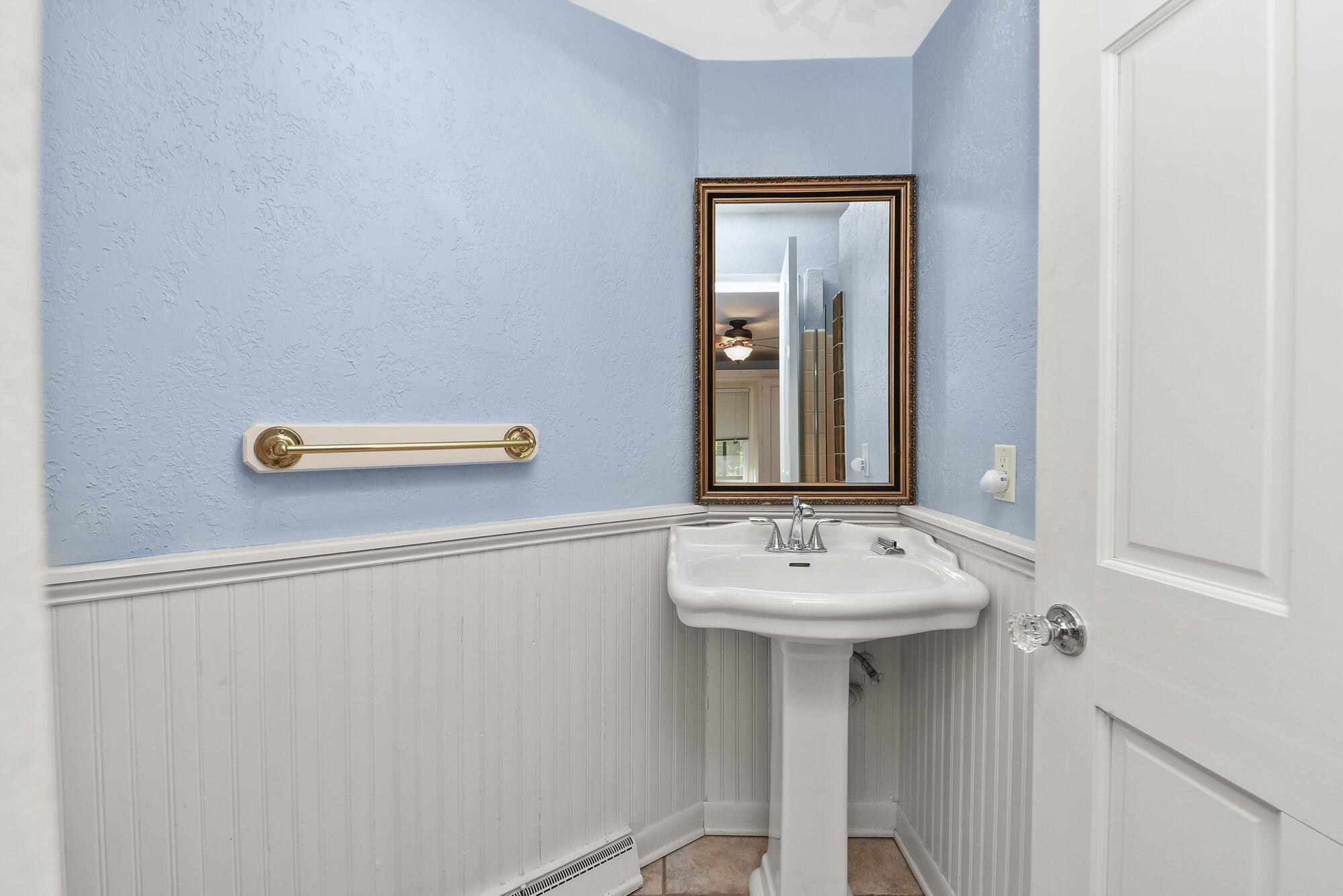 2446 South Sheridan Property Photo 48