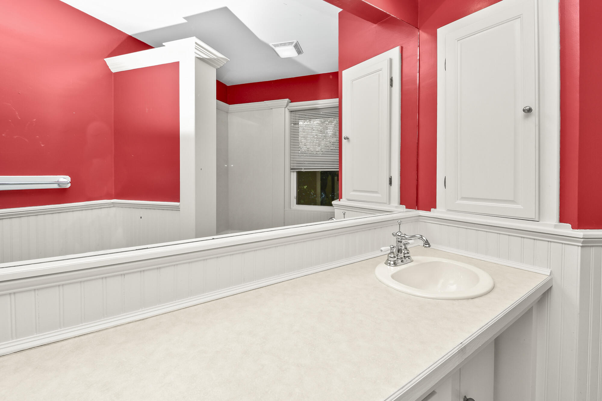 2446 South Sheridan Property Photo 54