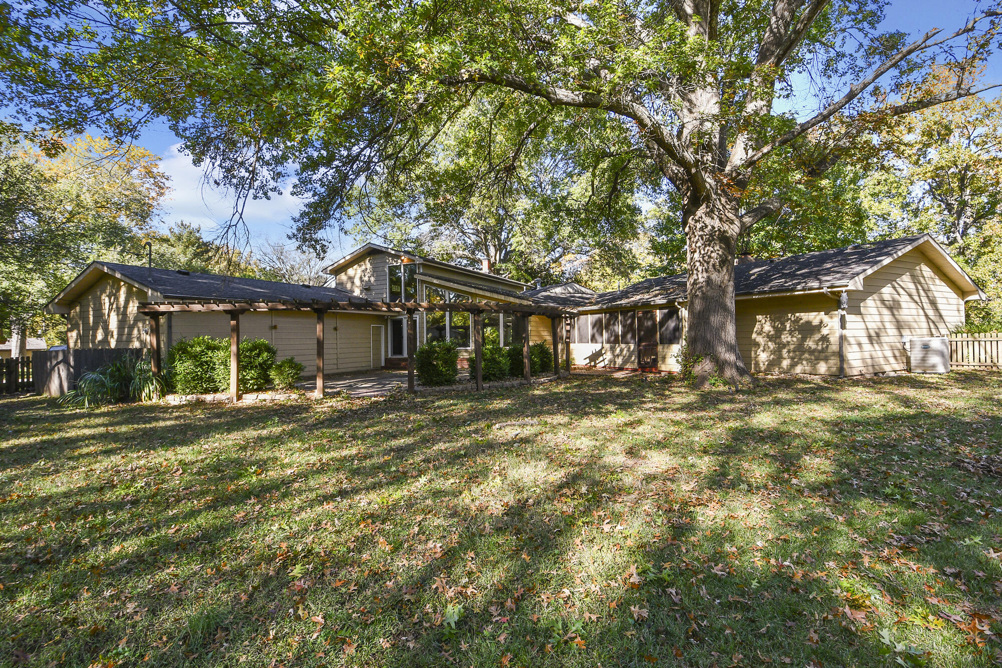 2446 South Sheridan Property Photo 69