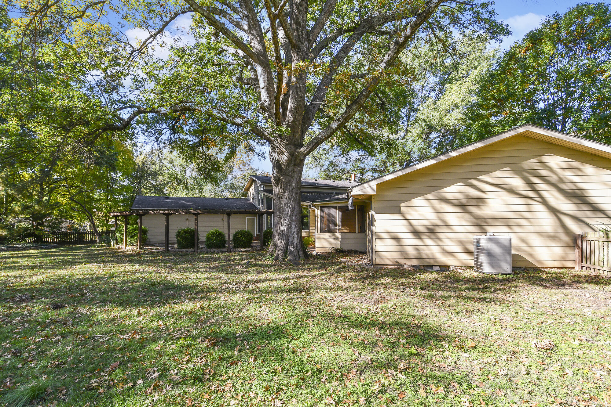 2446 South Sheridan Property Photo 70