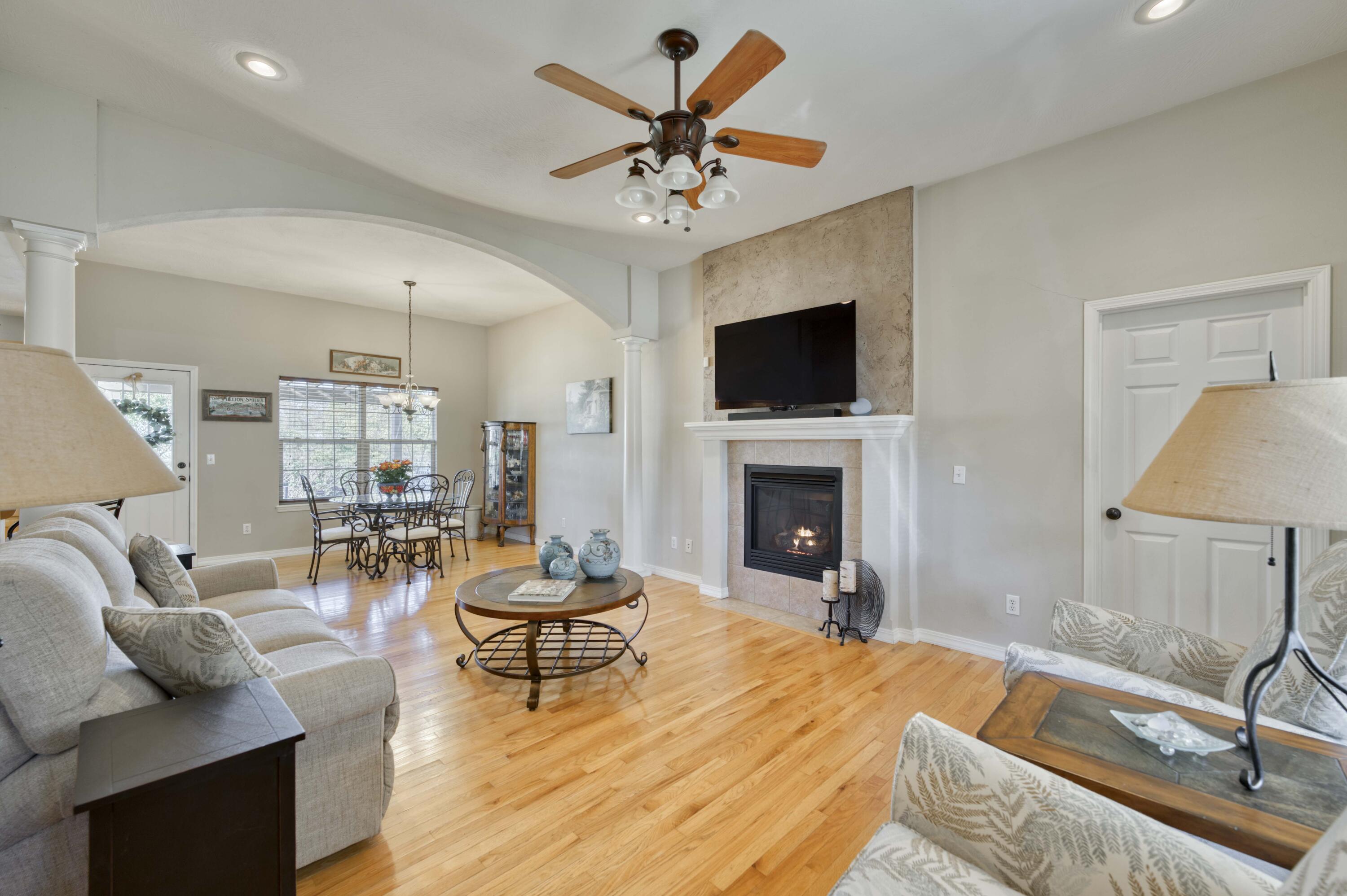 627 South Avenue Property Photo 3