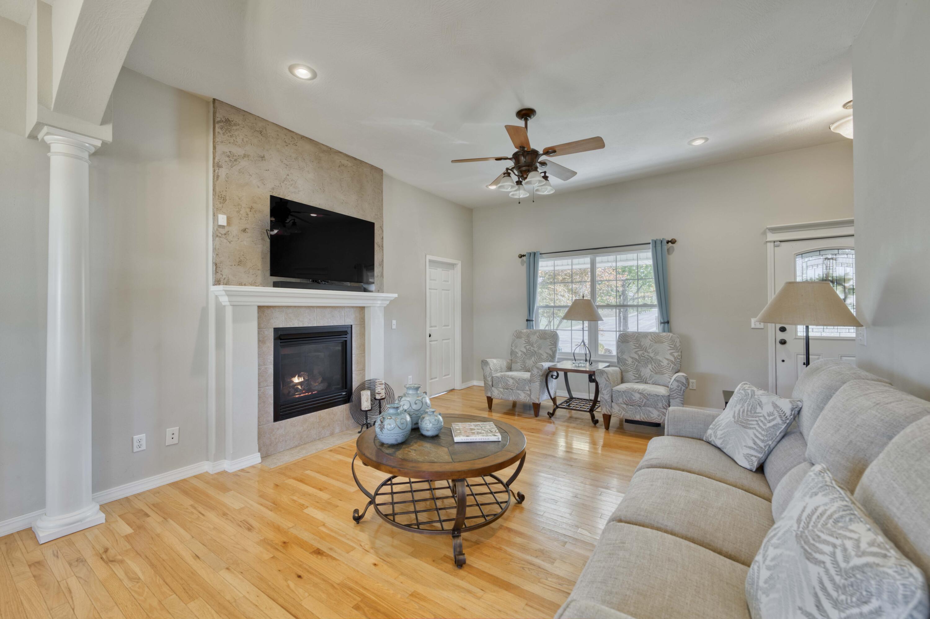 627 South Avenue Property Photo 6