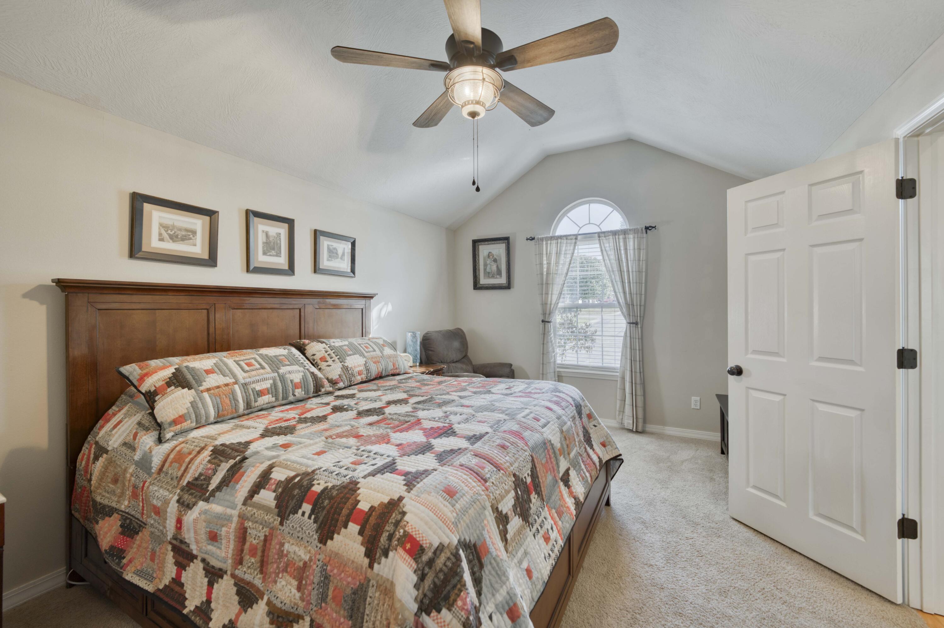 627 South Avenue Property Photo 18