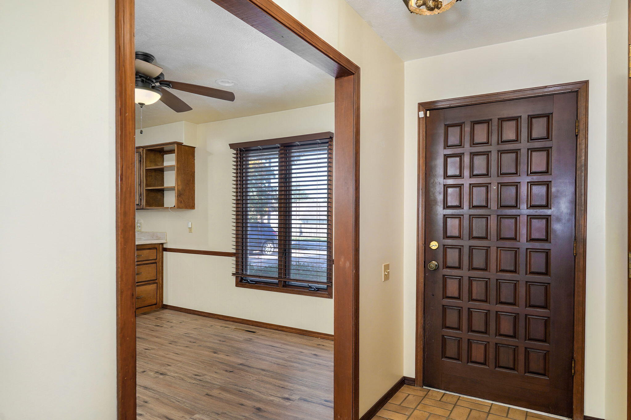 2642 East Catalpa Street Property Photo 3