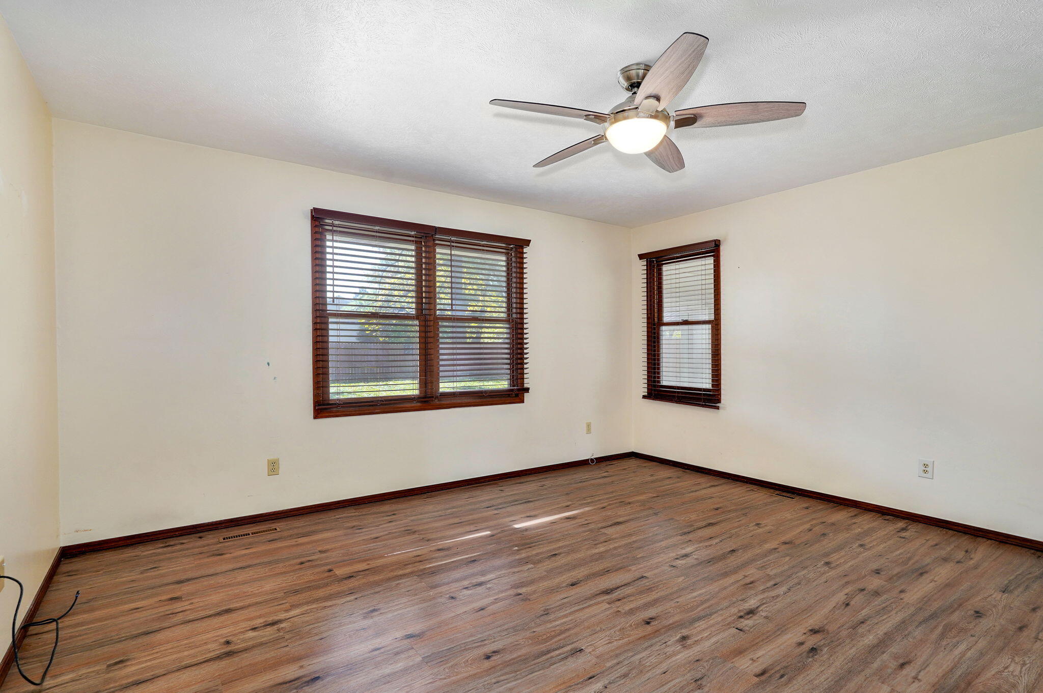 2642 East Catalpa Street Property Photo 11