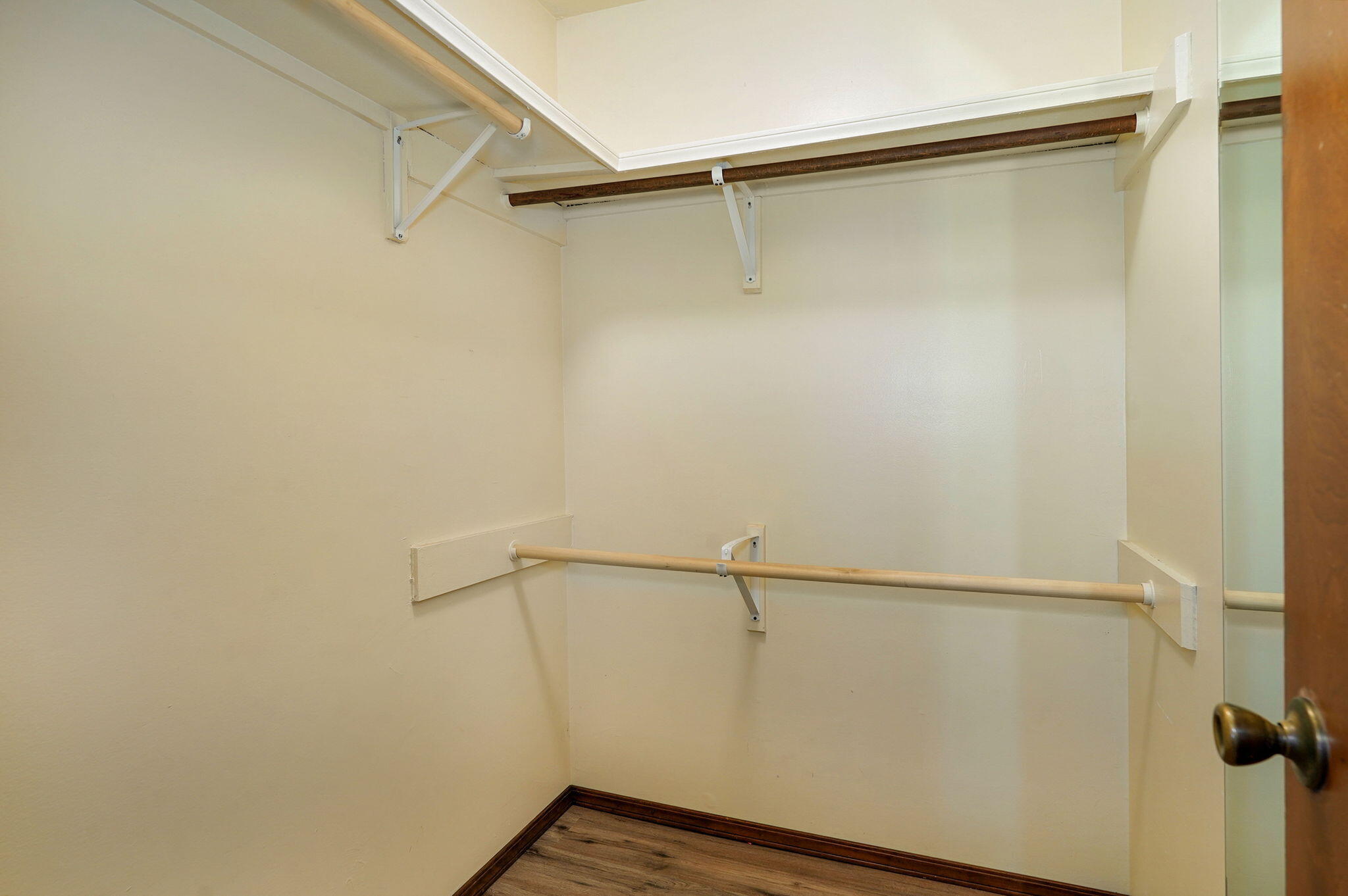 2642 East Catalpa Street Property Photo 14