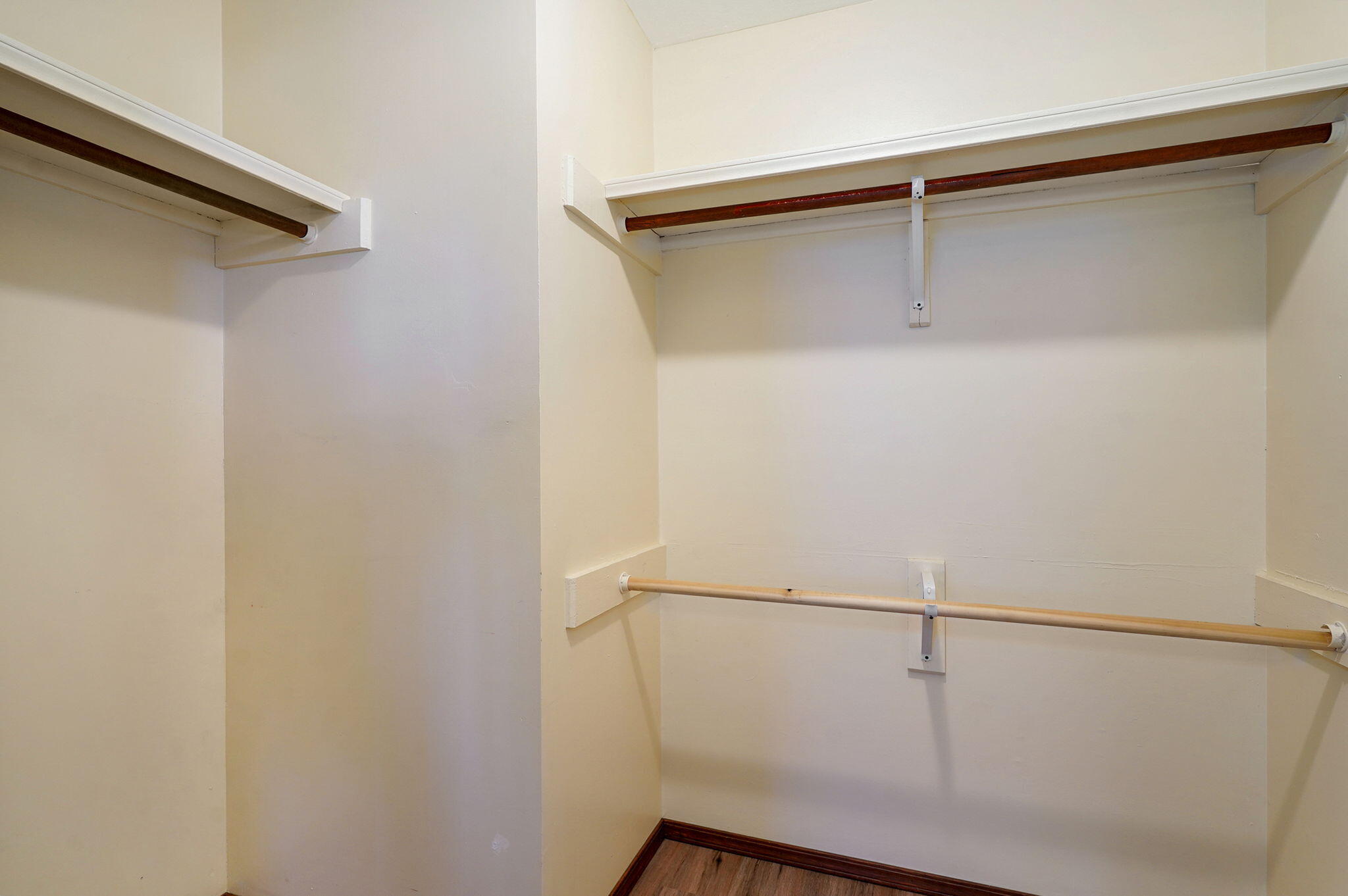 2642 East Catalpa Street Property Photo 17