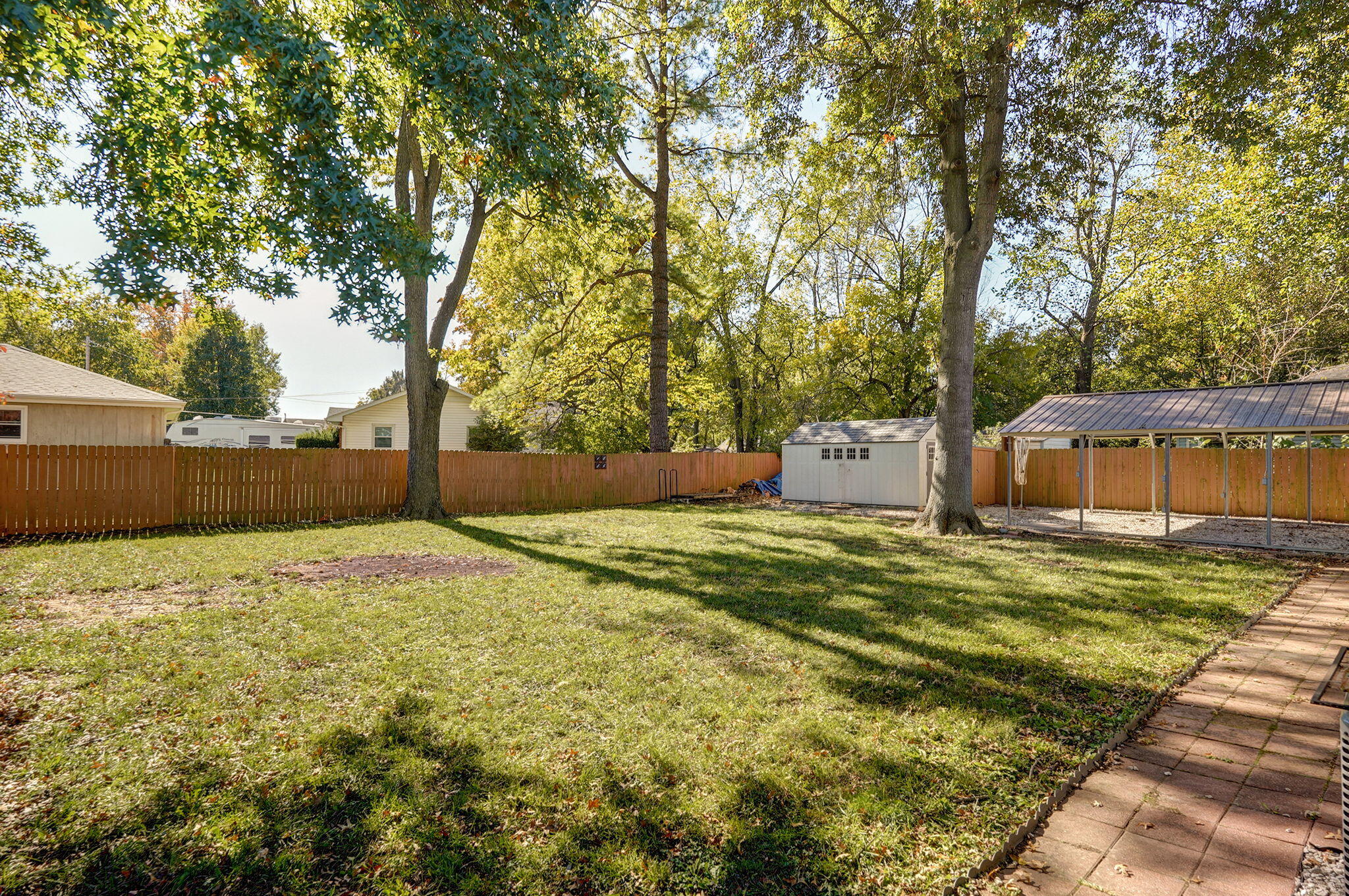 2642 East Catalpa Street Property Photo 22