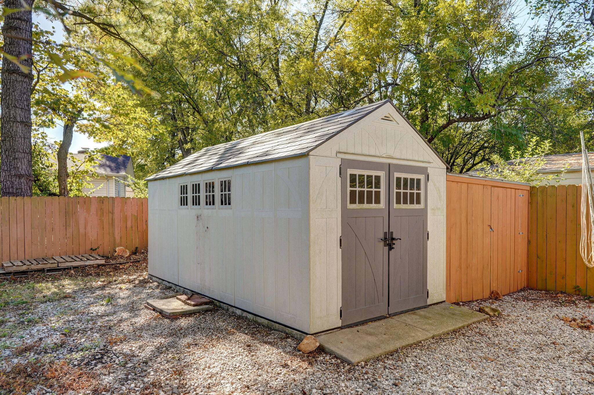 2642 East Catalpa Street Property Photo 23