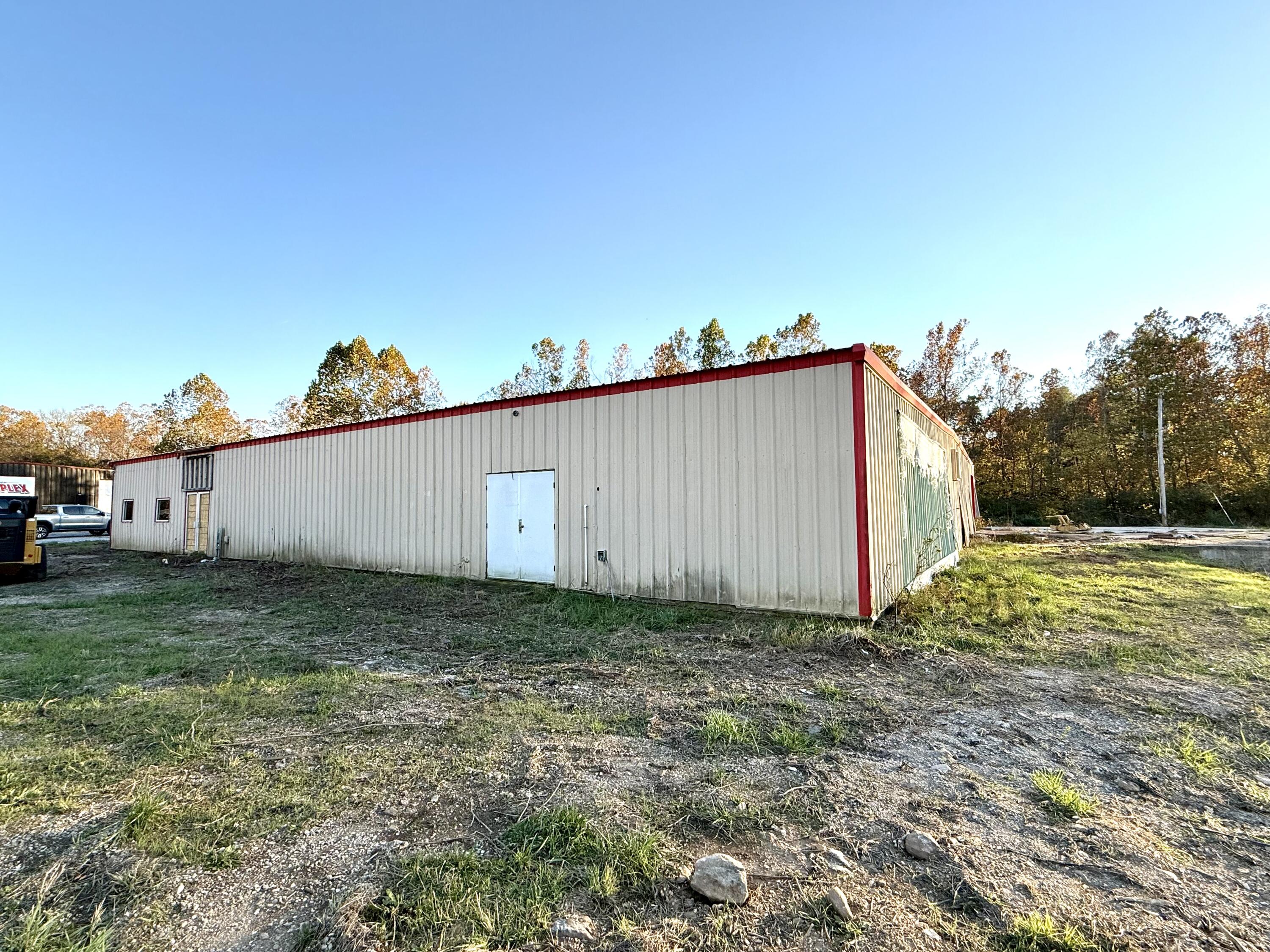 000 Highway B Property Photo 3