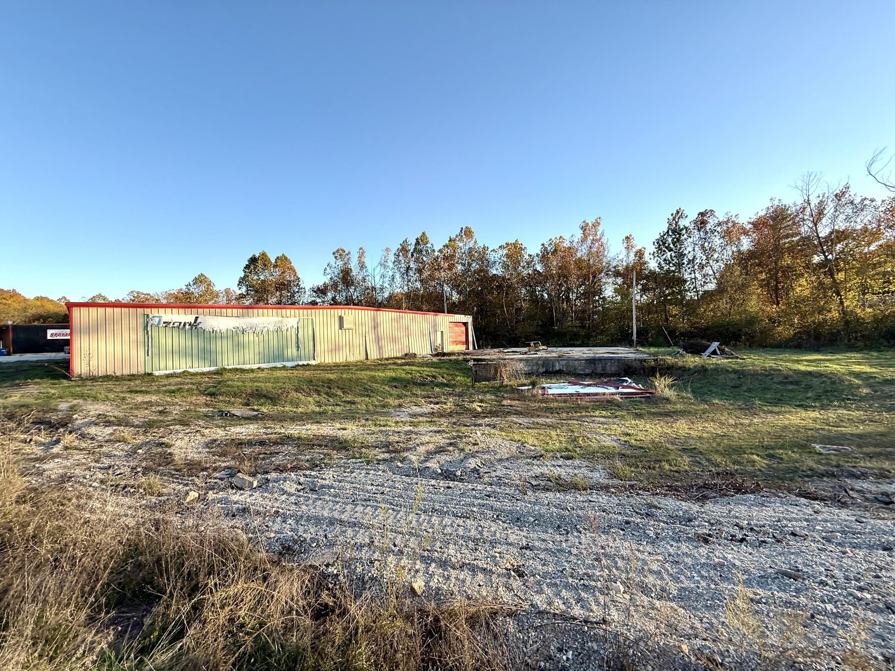 000 Highway B Property Photo 5