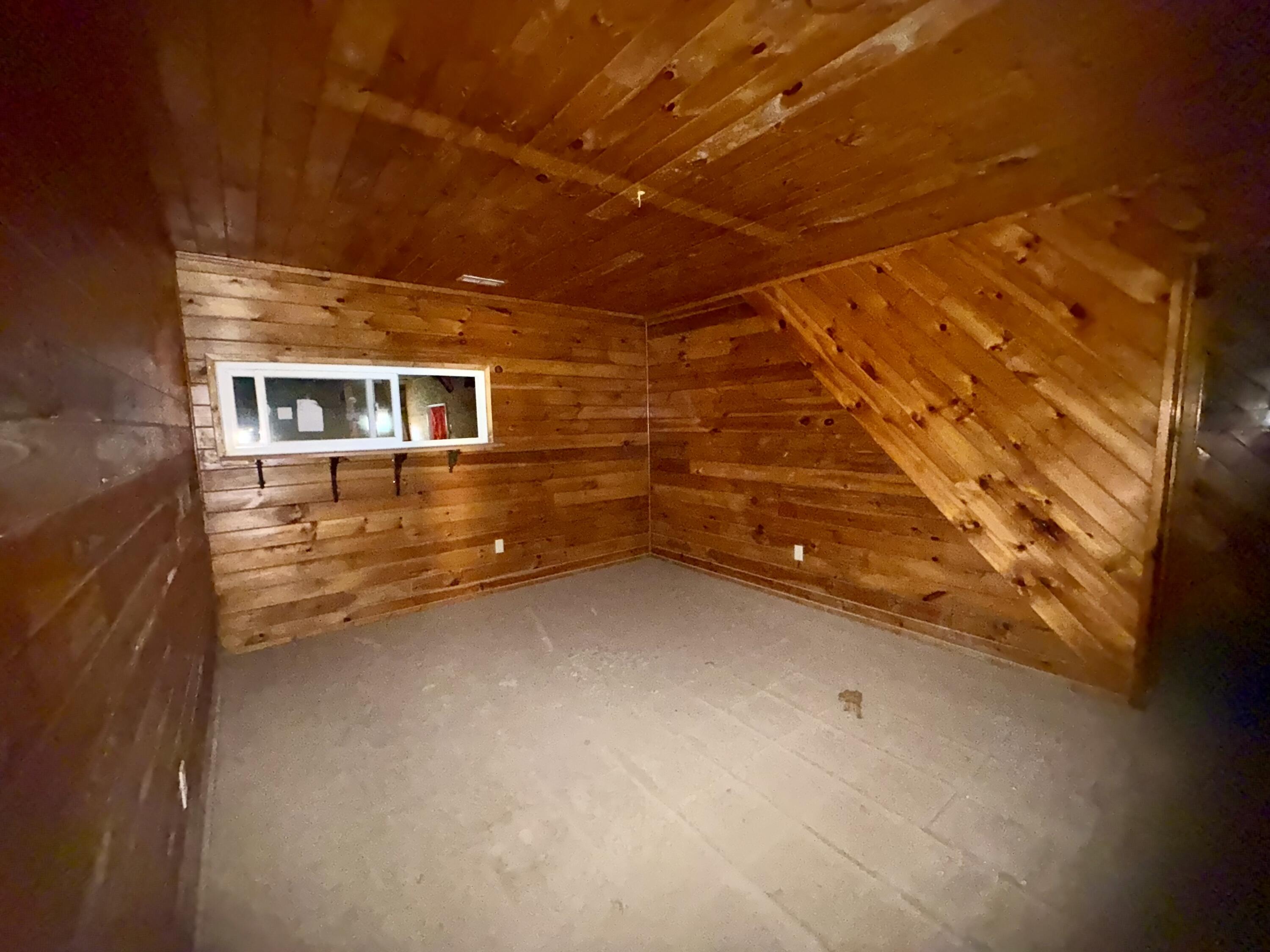 000 Highway B Property Photo 10