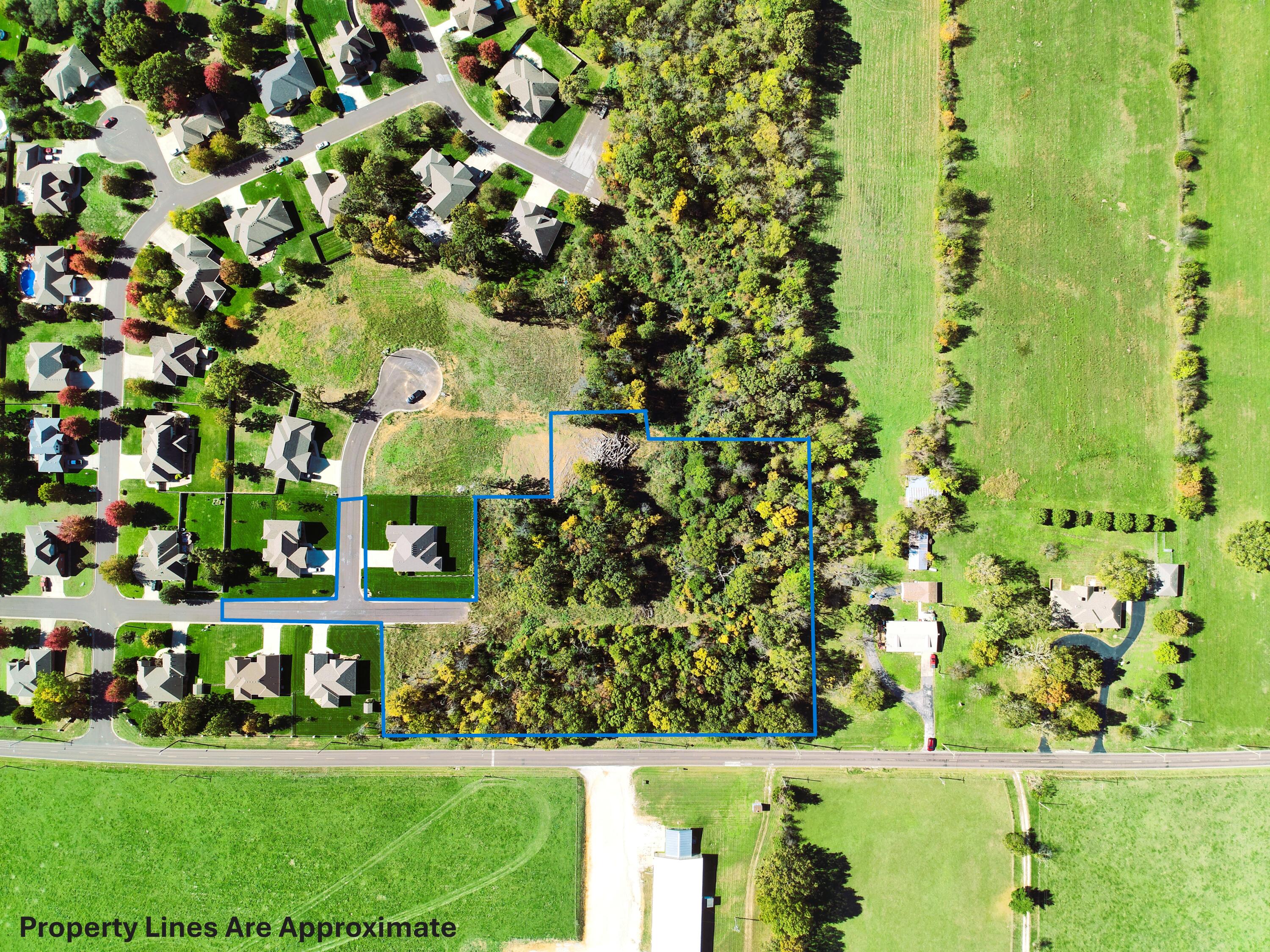 000 Woodland Hills Property Photo 1