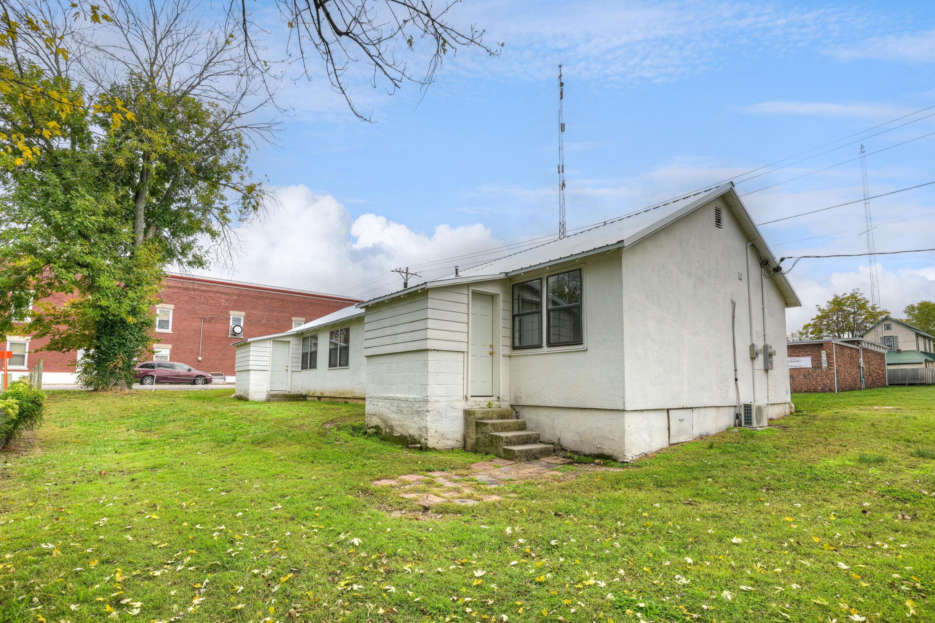 101 West Market Street Property Photo 27