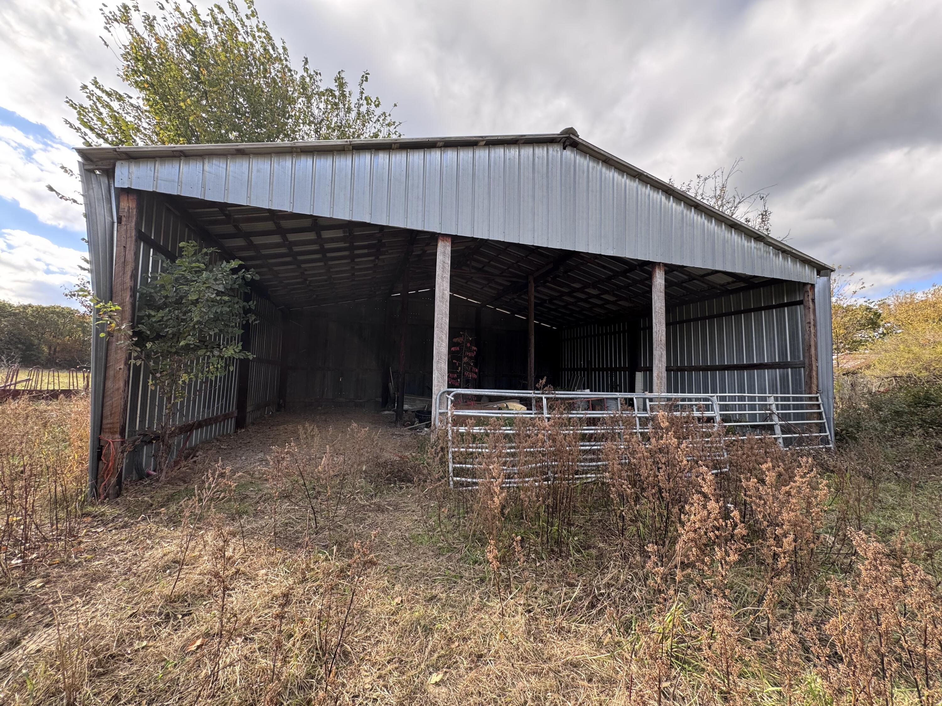 167 East 334th Road Property Photo 12