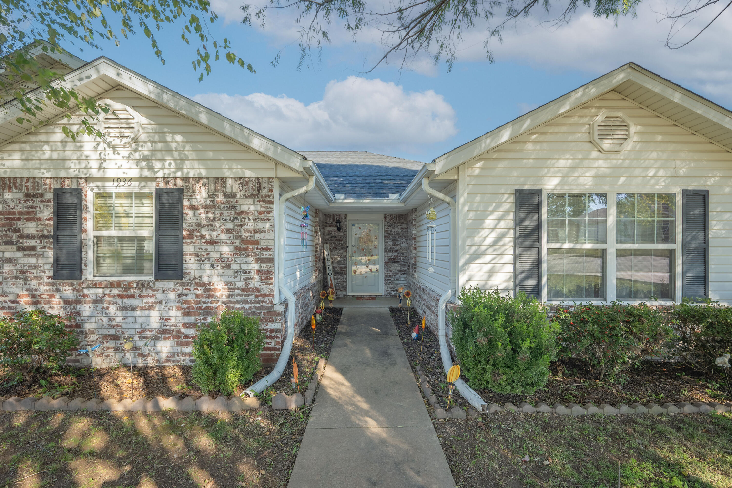 1936 Verdant Avenue Property Photo 1