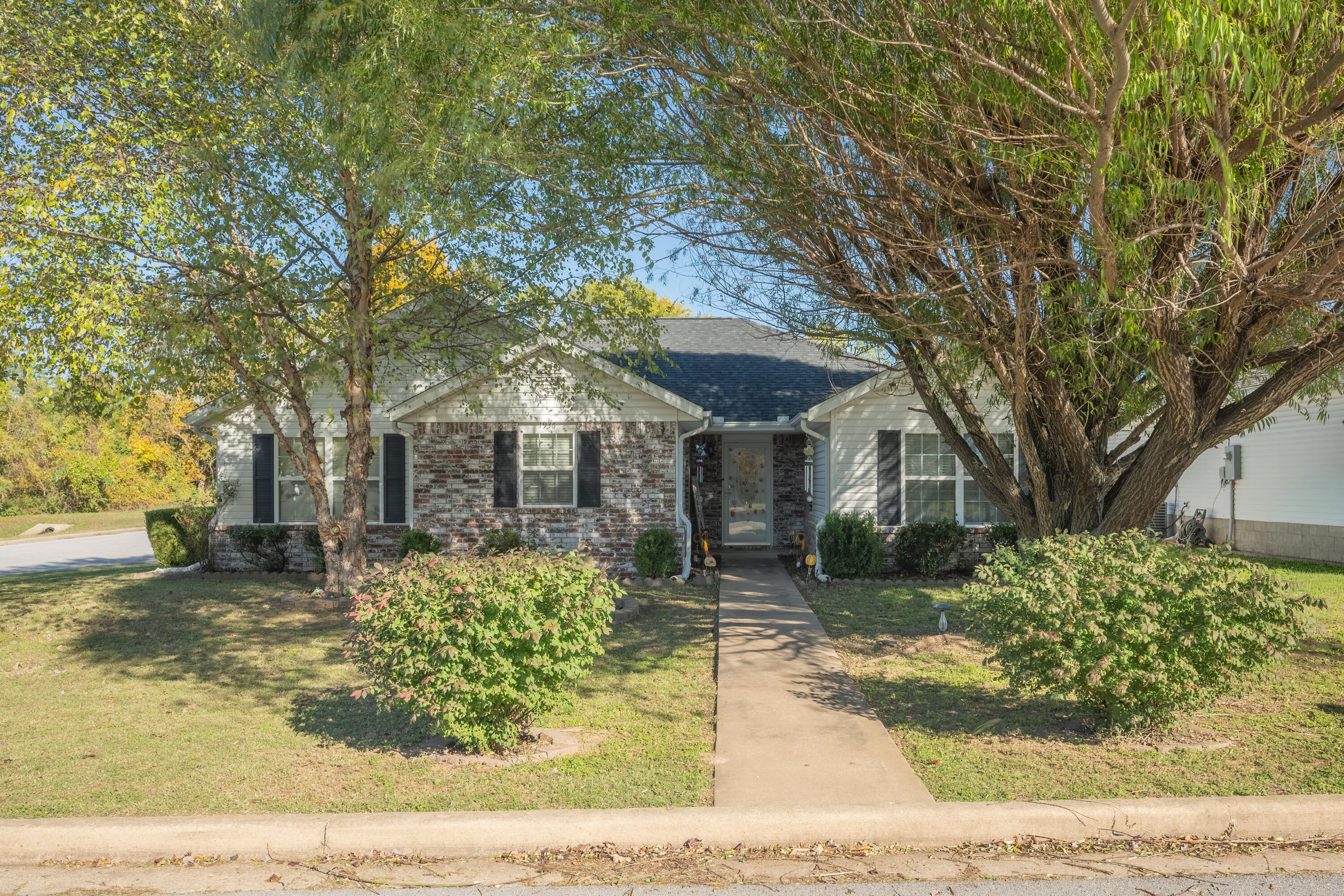 1936 Verdant Avenue Property Photo 2