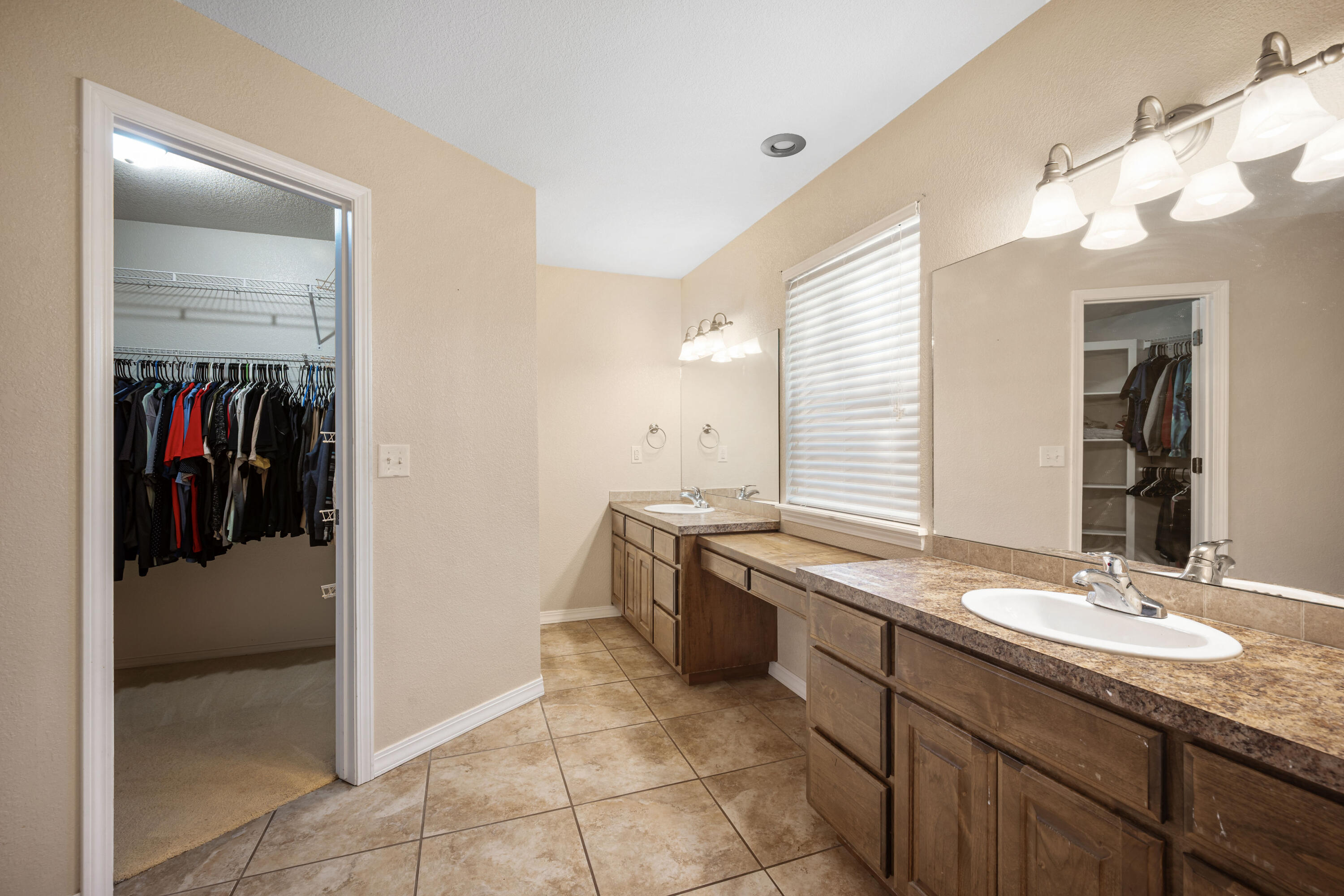 1936 Verdant Avenue Property Photo 10