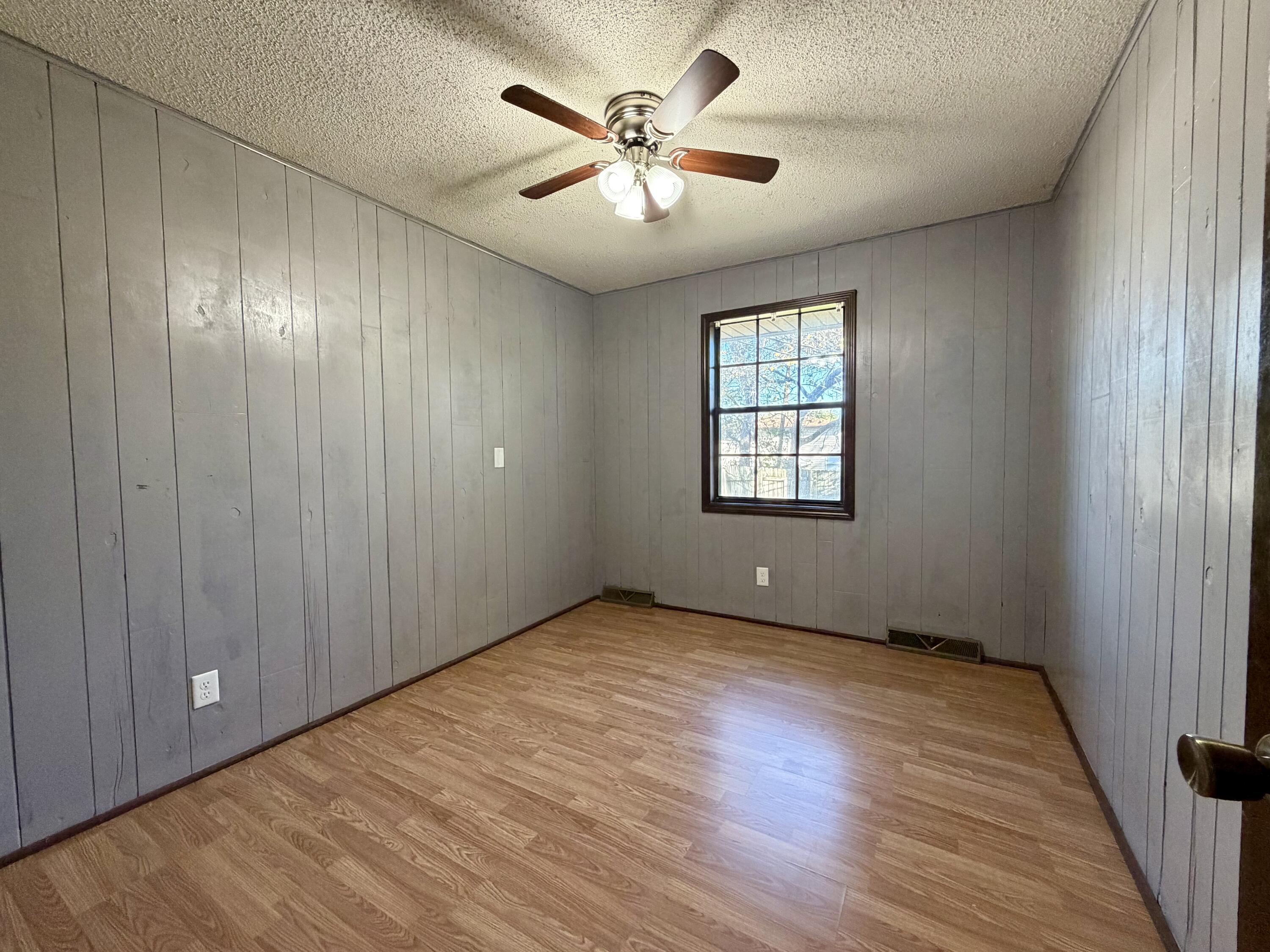 1018 South Lillian Avenue Property Photo 22