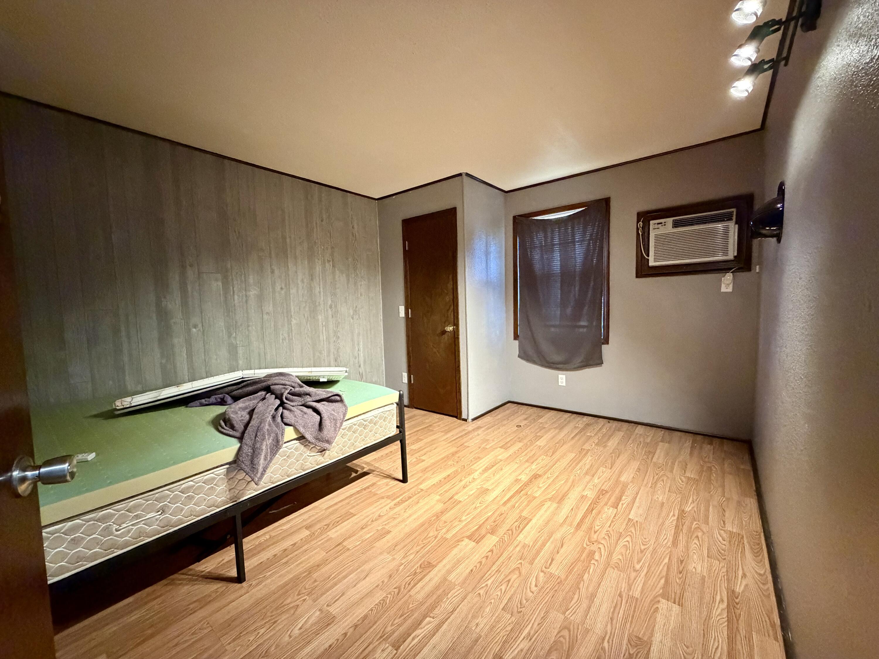 1018 South Lillian Avenue Property Photo 33