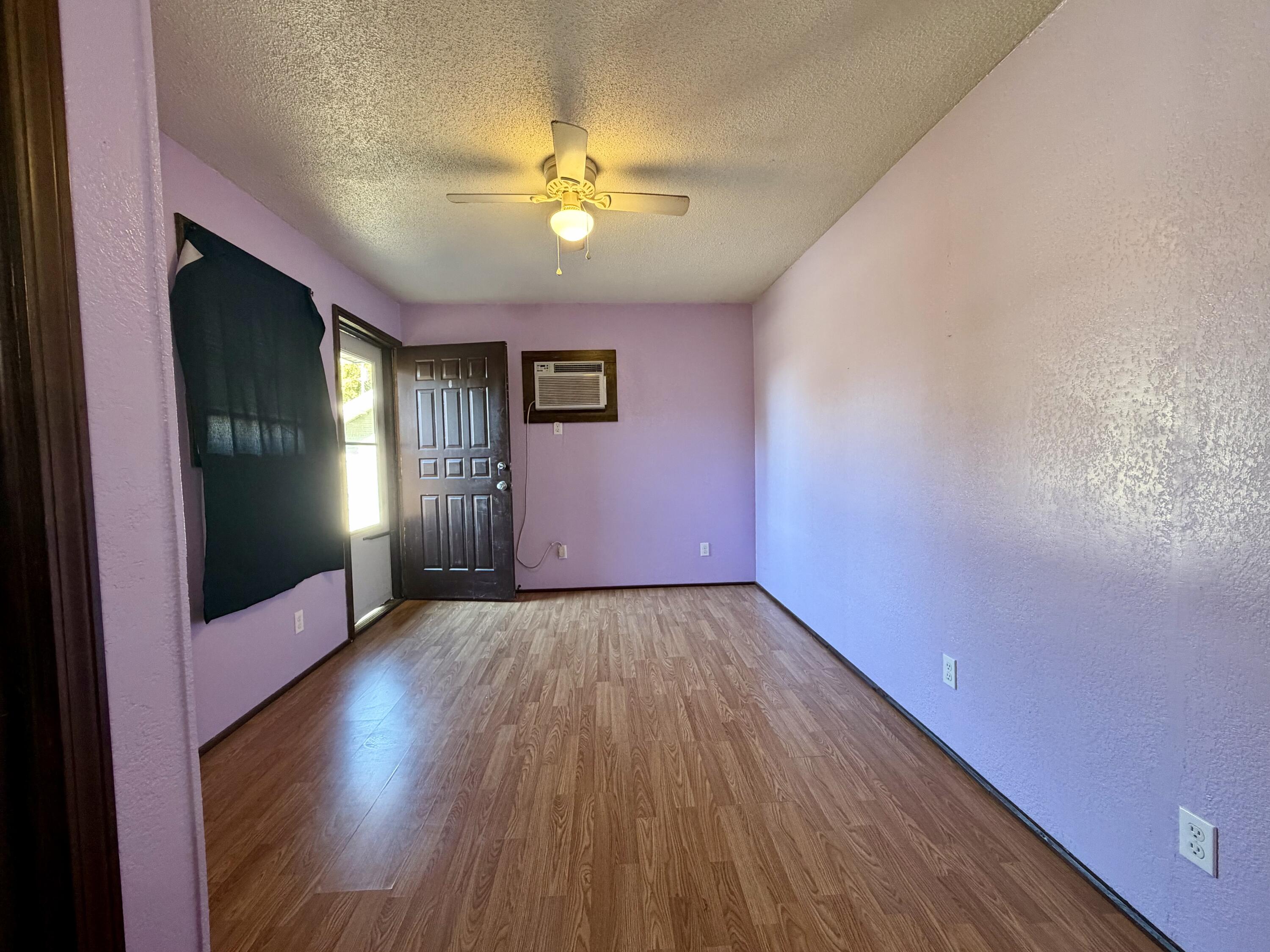 1018 South Lillian Avenue Property Photo 35