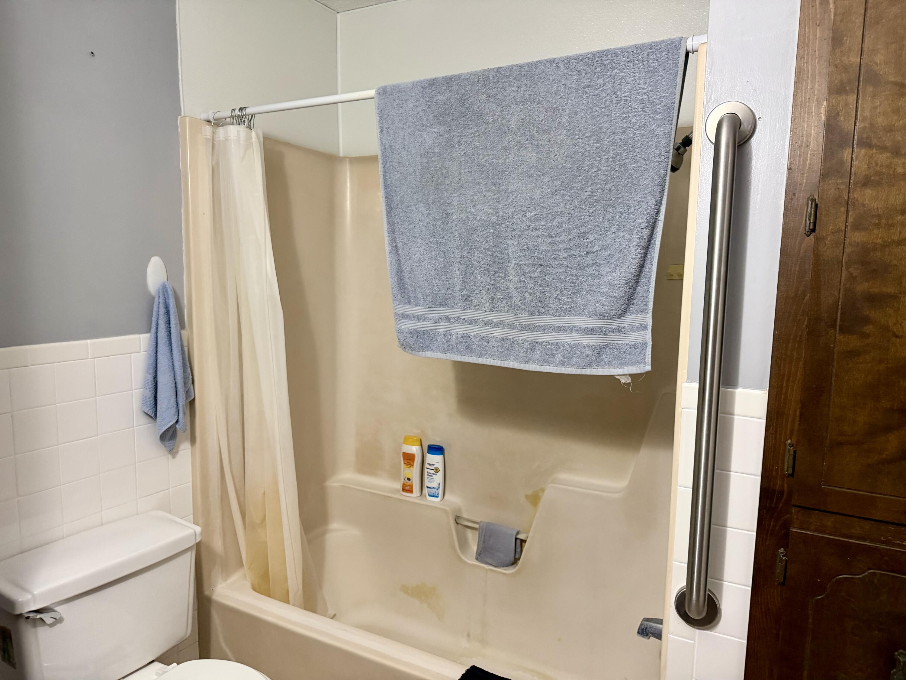 1018 South Lillian Avenue Property Photo 38