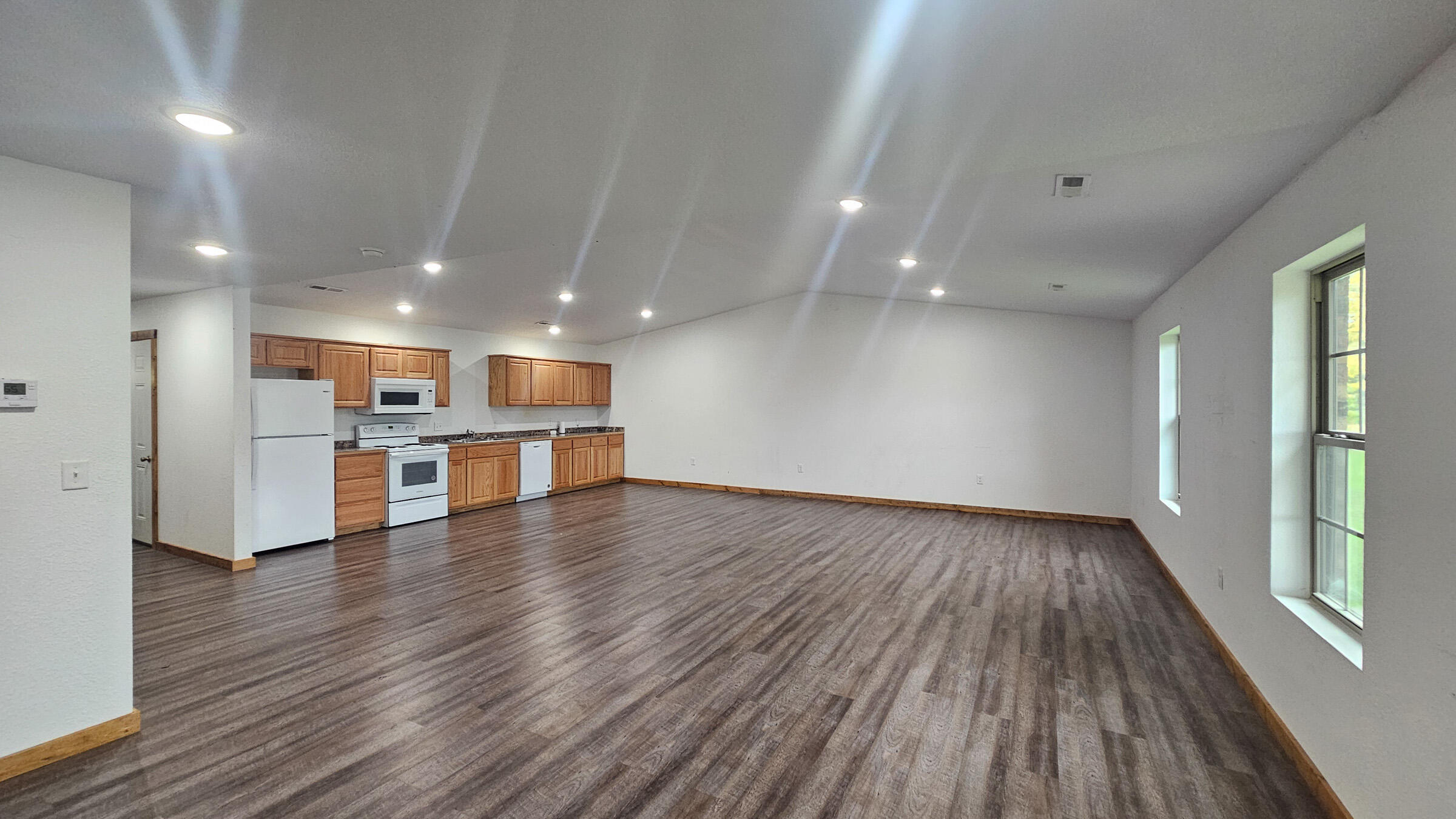 625/627 West Hawthorne Street Property Photo 3