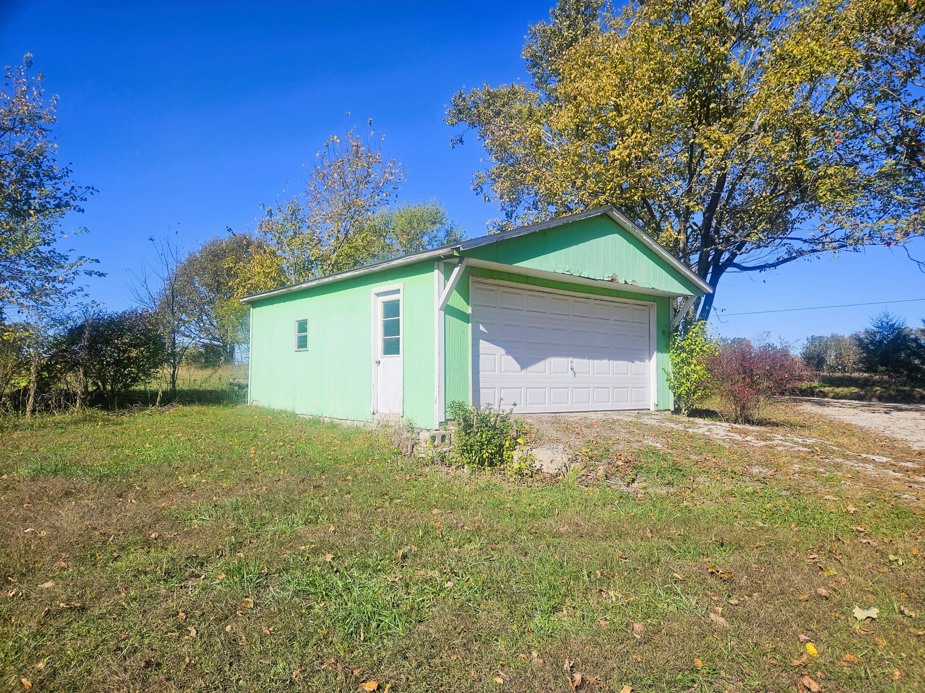 41594 Bass Road Property Photo 6