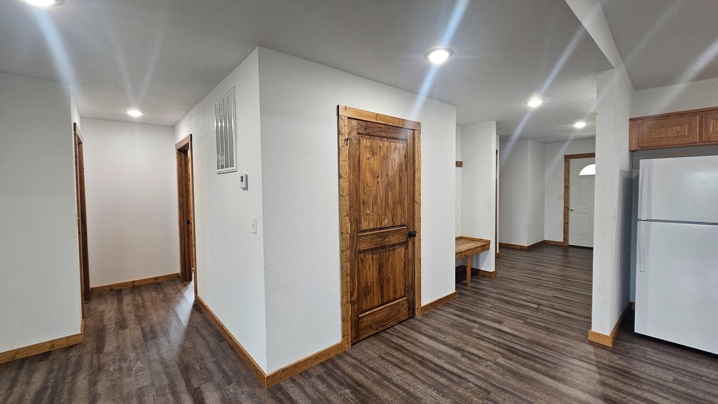 625/627 West Hawthorne Street Property Photo 4