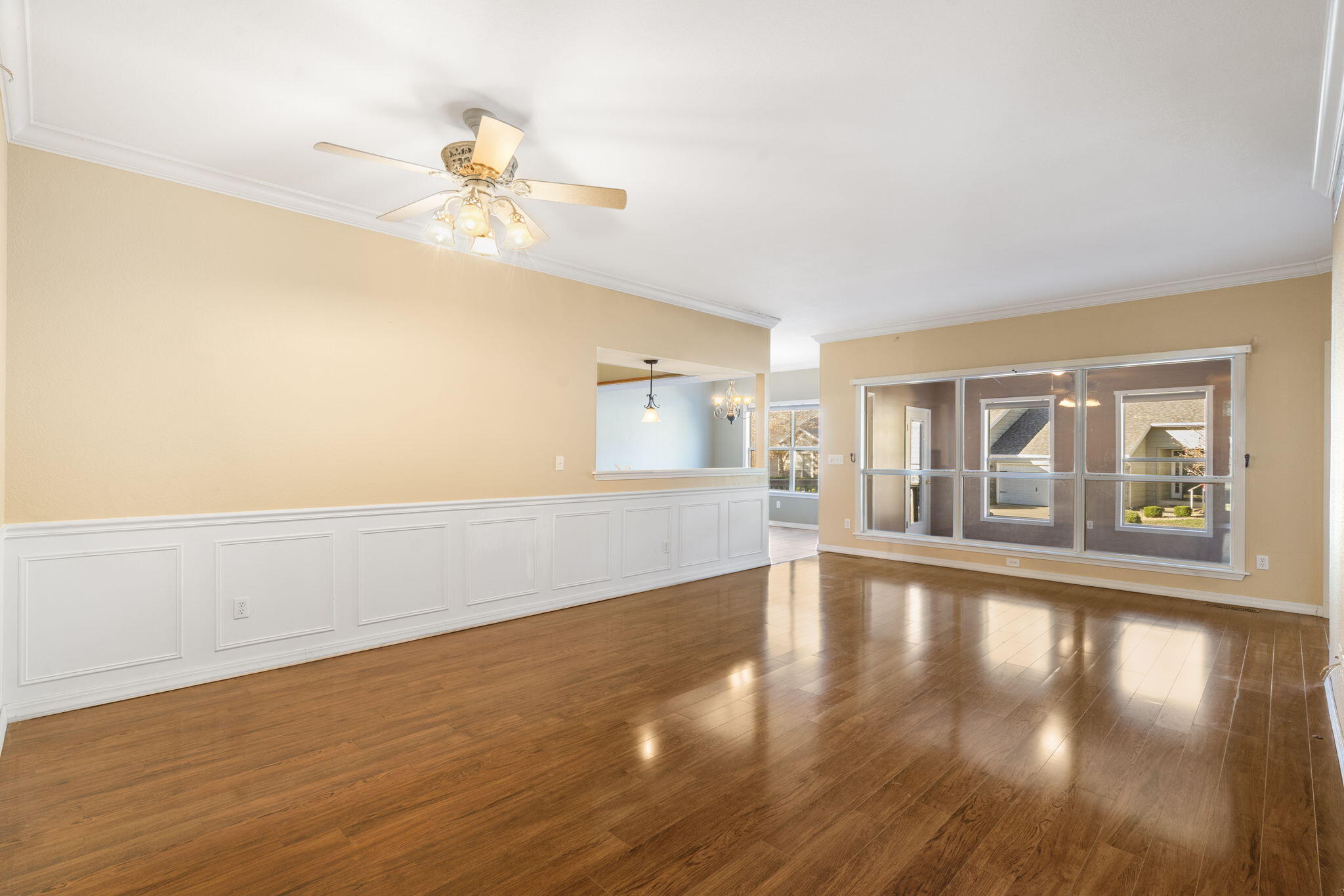 7866 Cozy Cove Road Property Photo 3