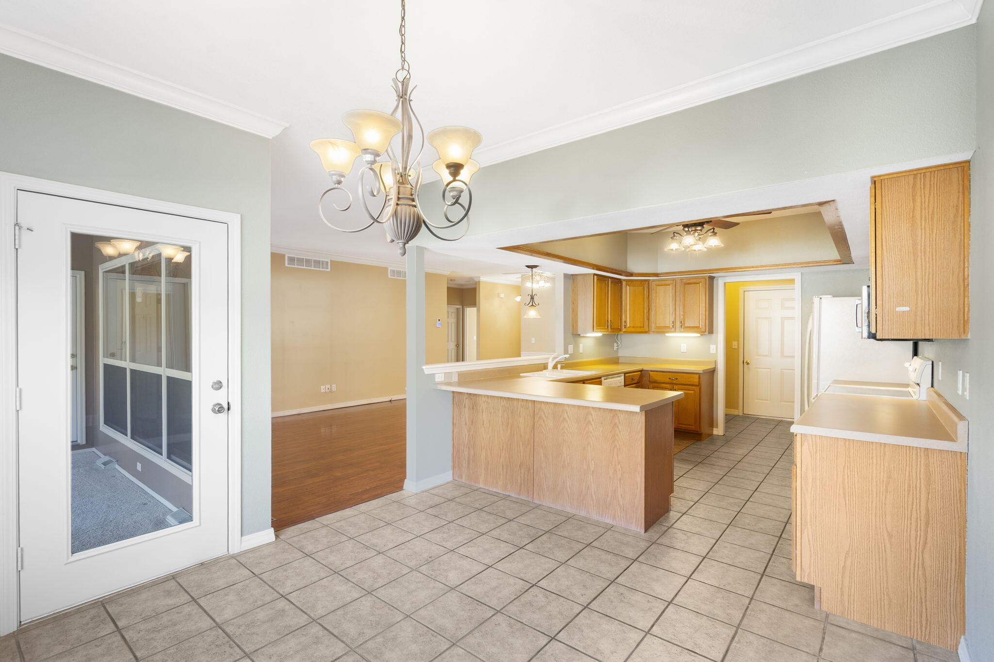 7866 Cozy Cove Road Property Photo 8