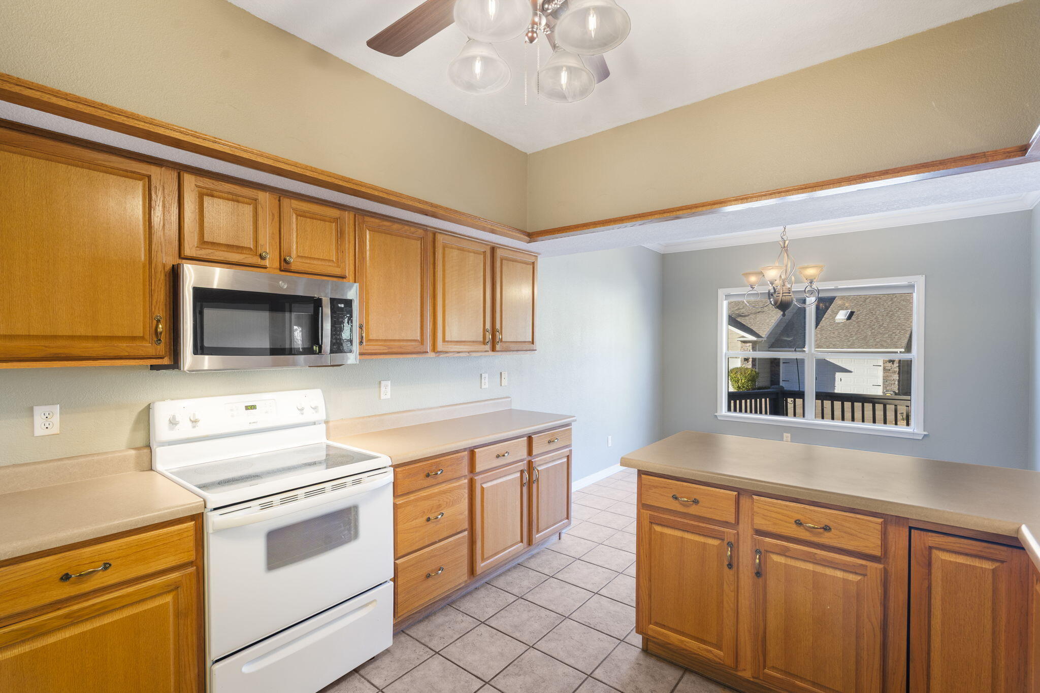 7866 Cozy Cove Road Property Photo 12