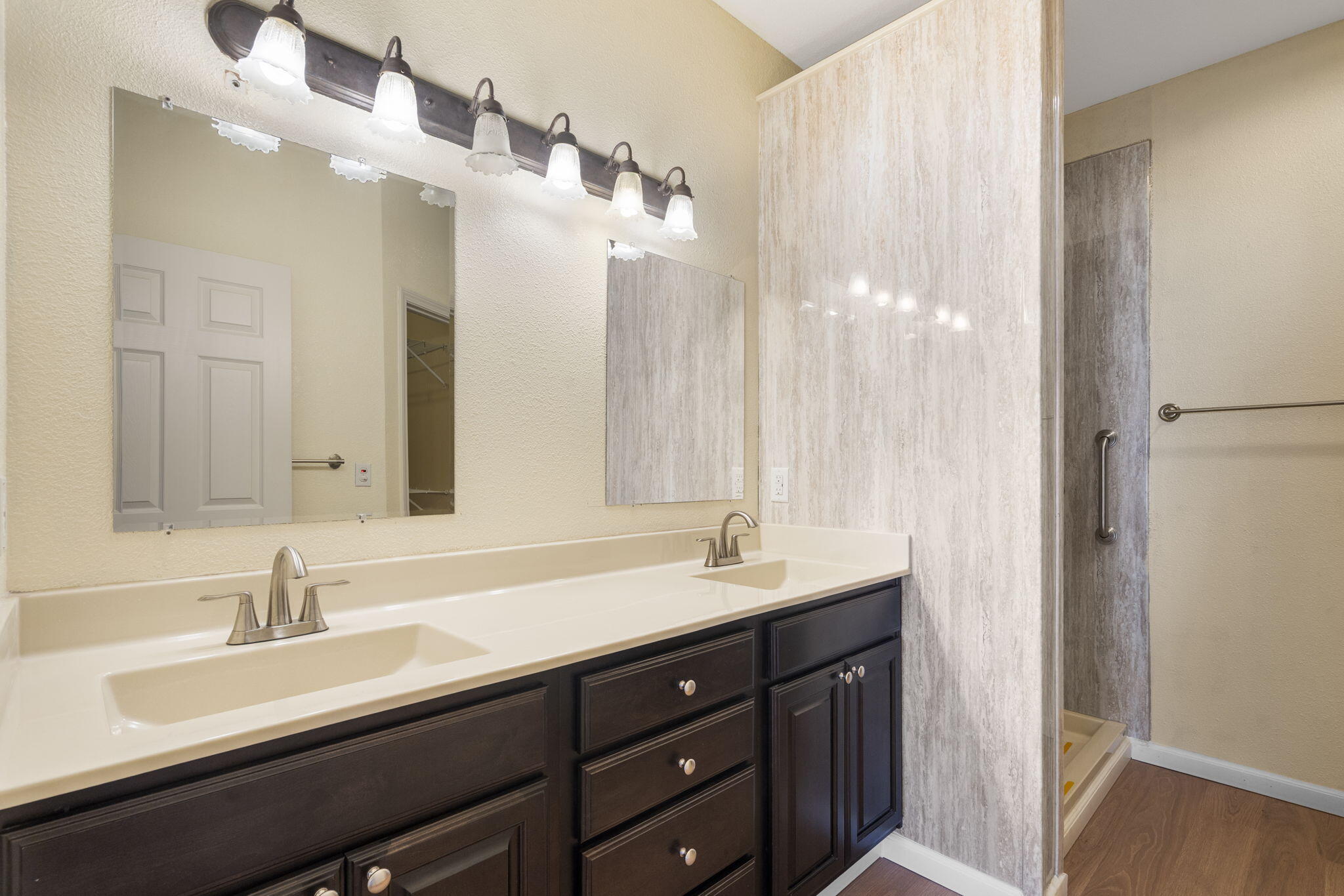 7866 Cozy Cove Road Property Photo 17