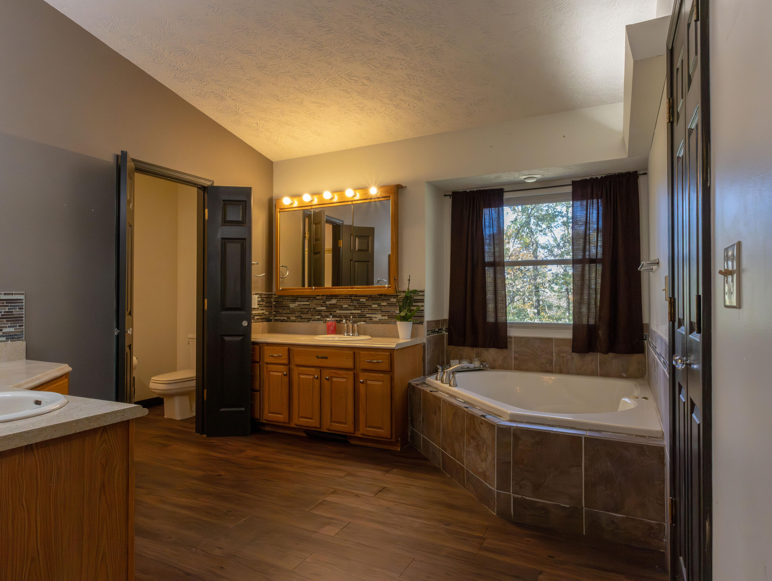 8043 State Hwy M Property Photo 24