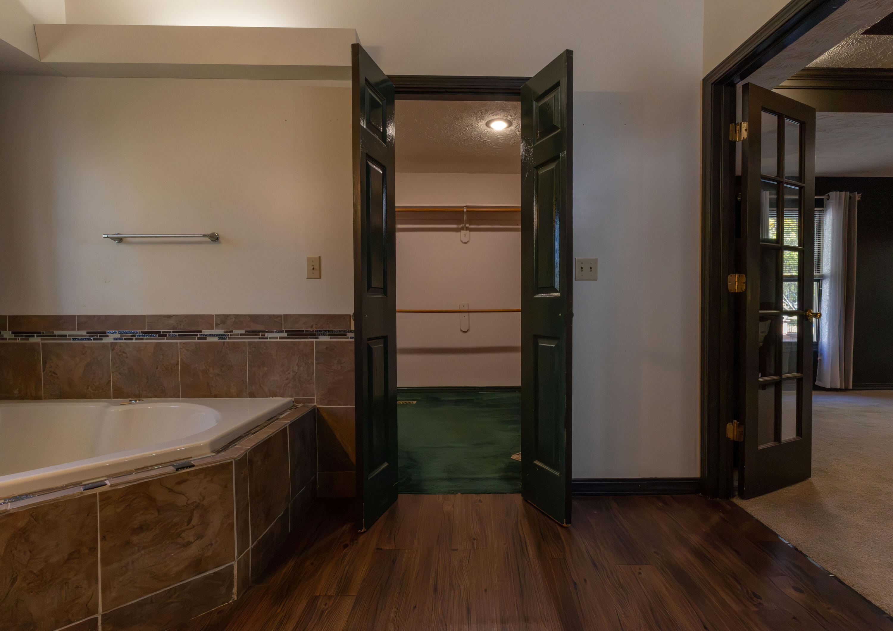 8043 State Hwy M Property Photo 26