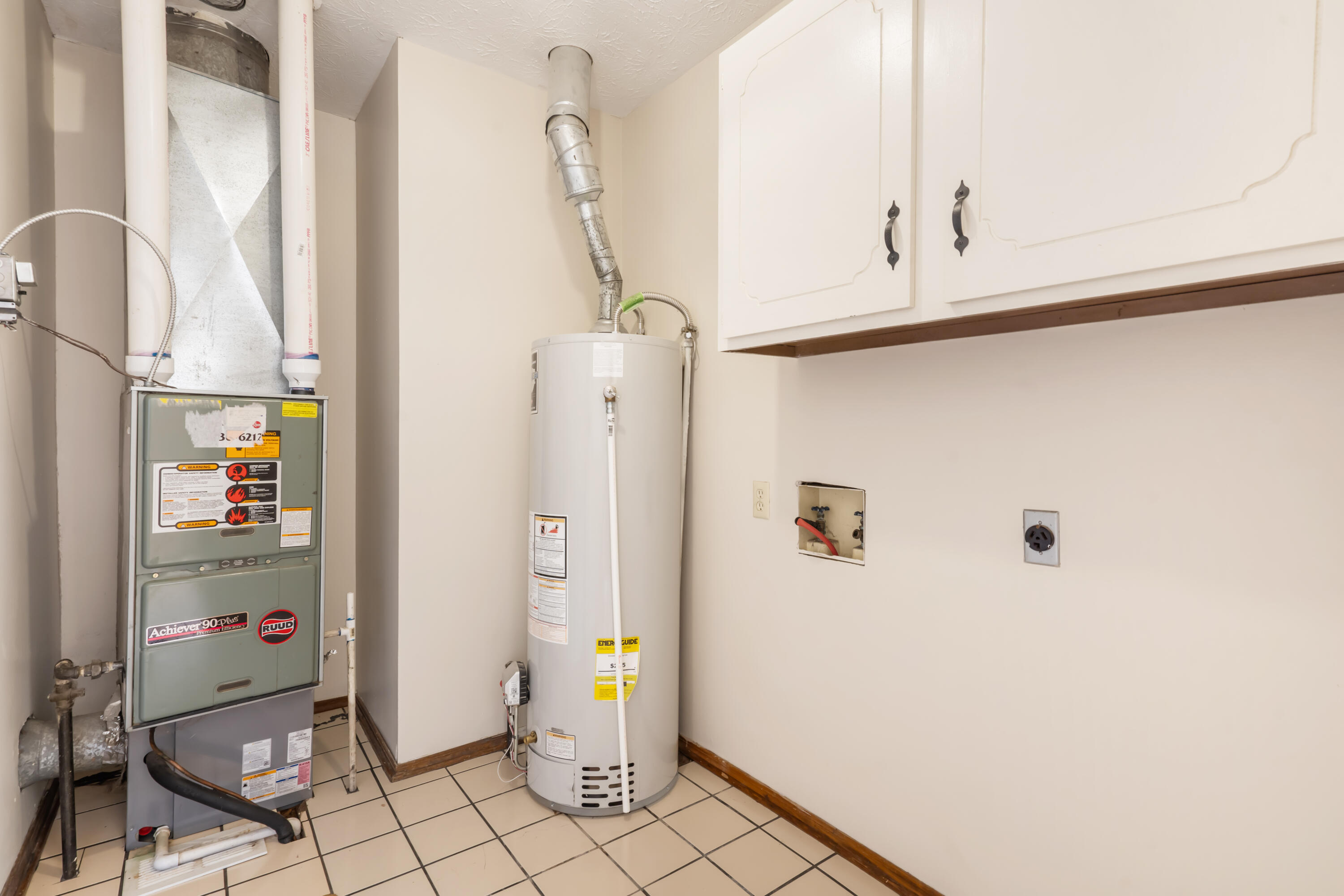 1120 East Oak Tree Lane Property Photo 16