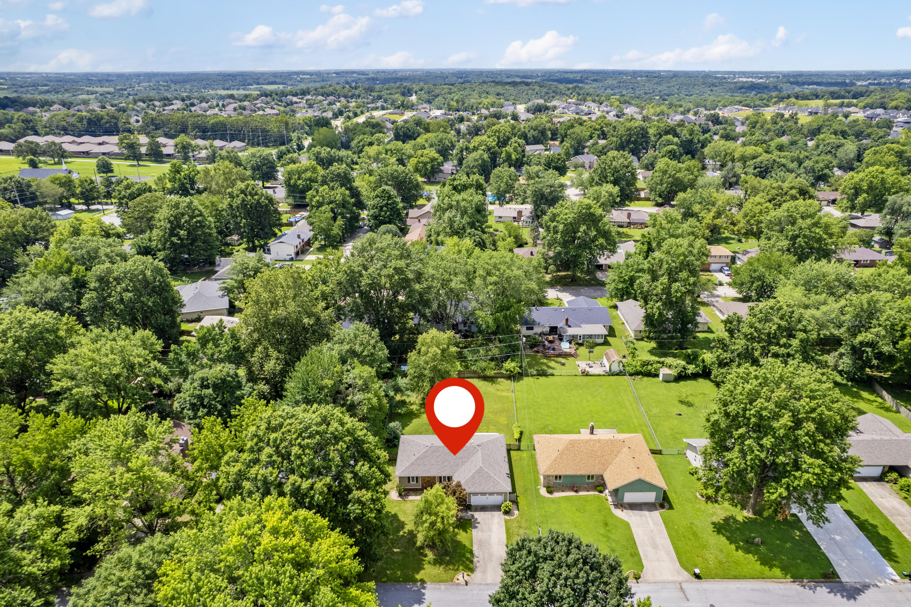 1120 East Oak Tree Lane Property Photo 29