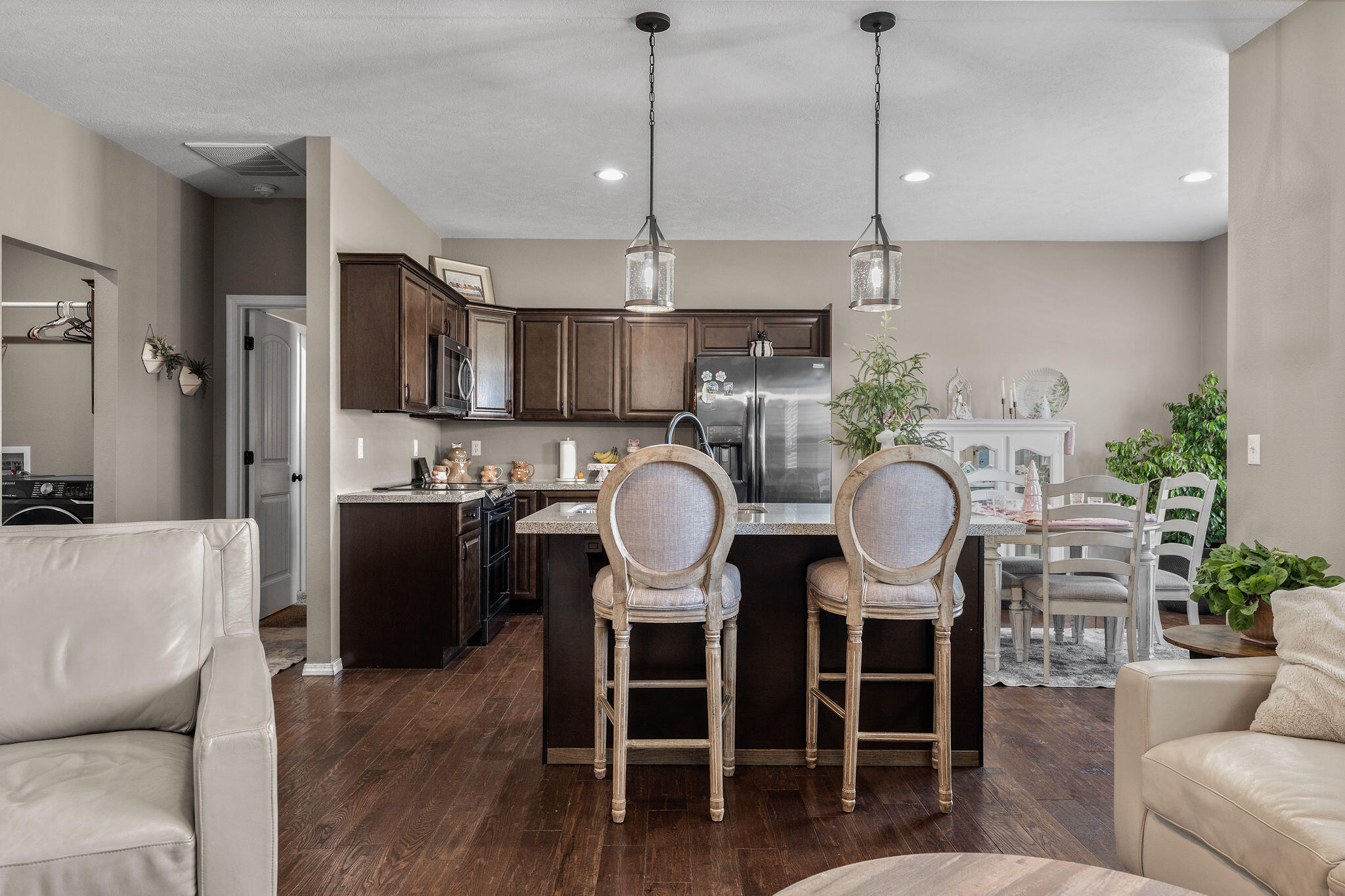 304 Regan Run Property Photo 9