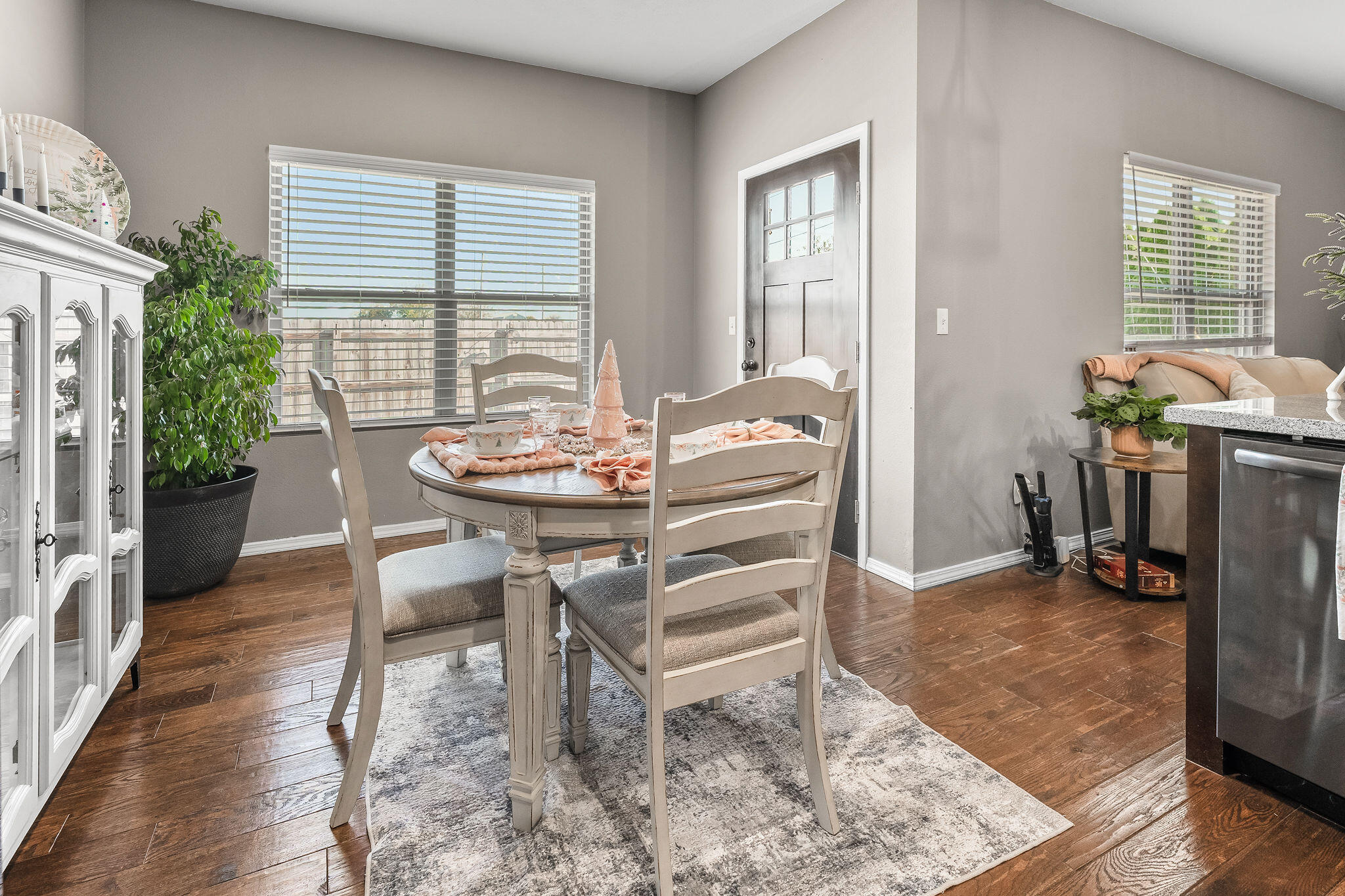 304 Regan Run Property Photo 11