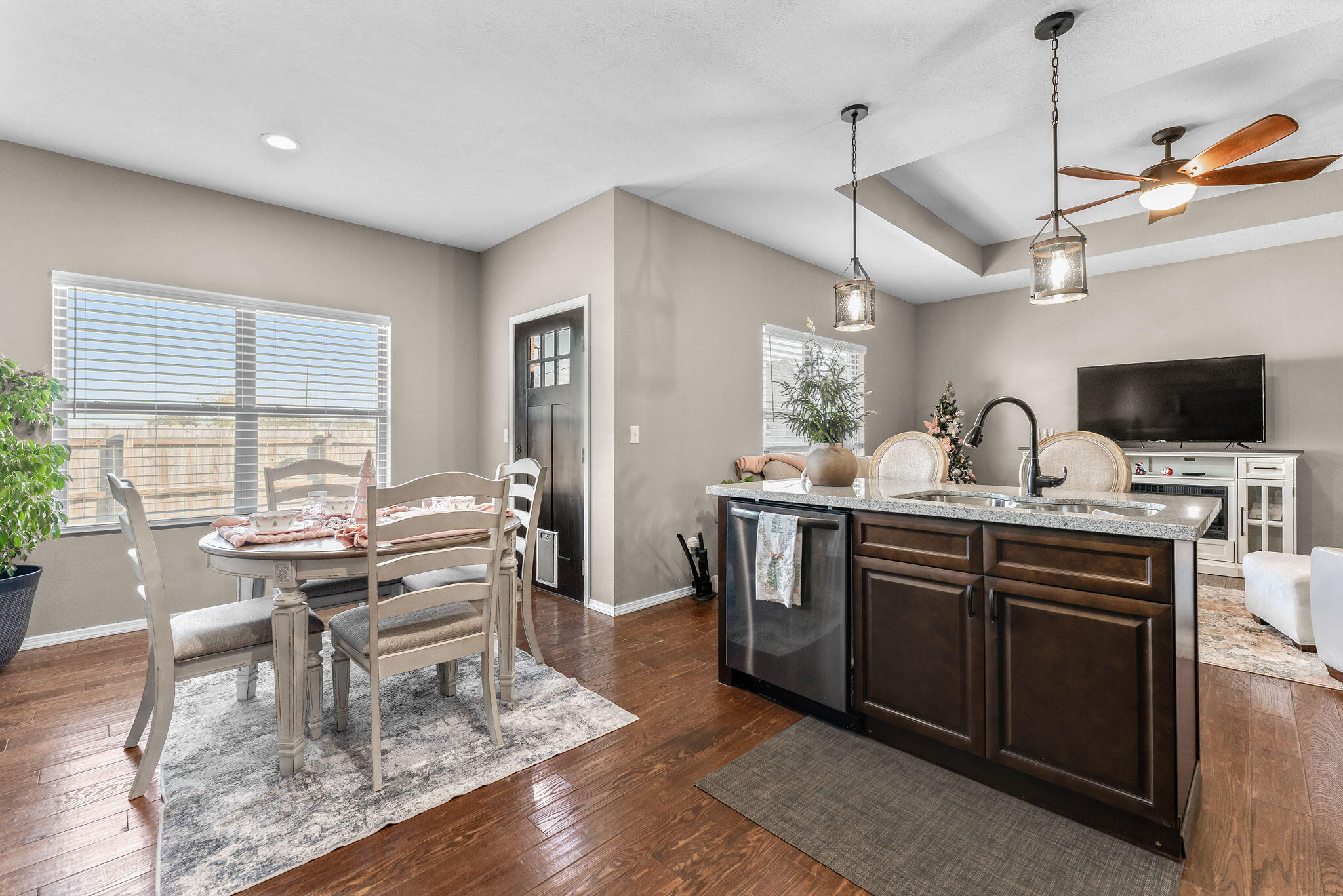 304 Regan Run Property Photo 13