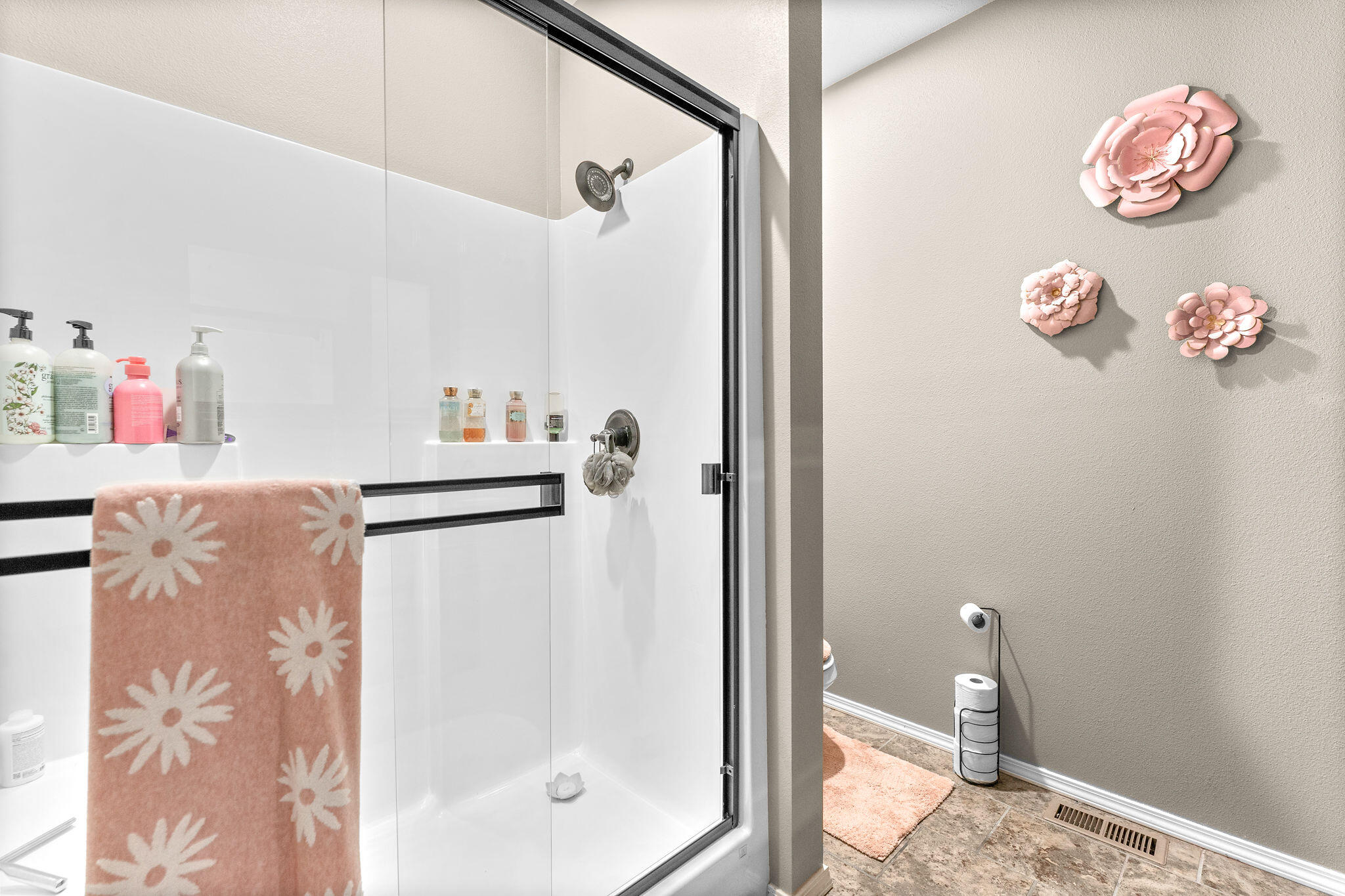 304 Regan Run Property Photo 18