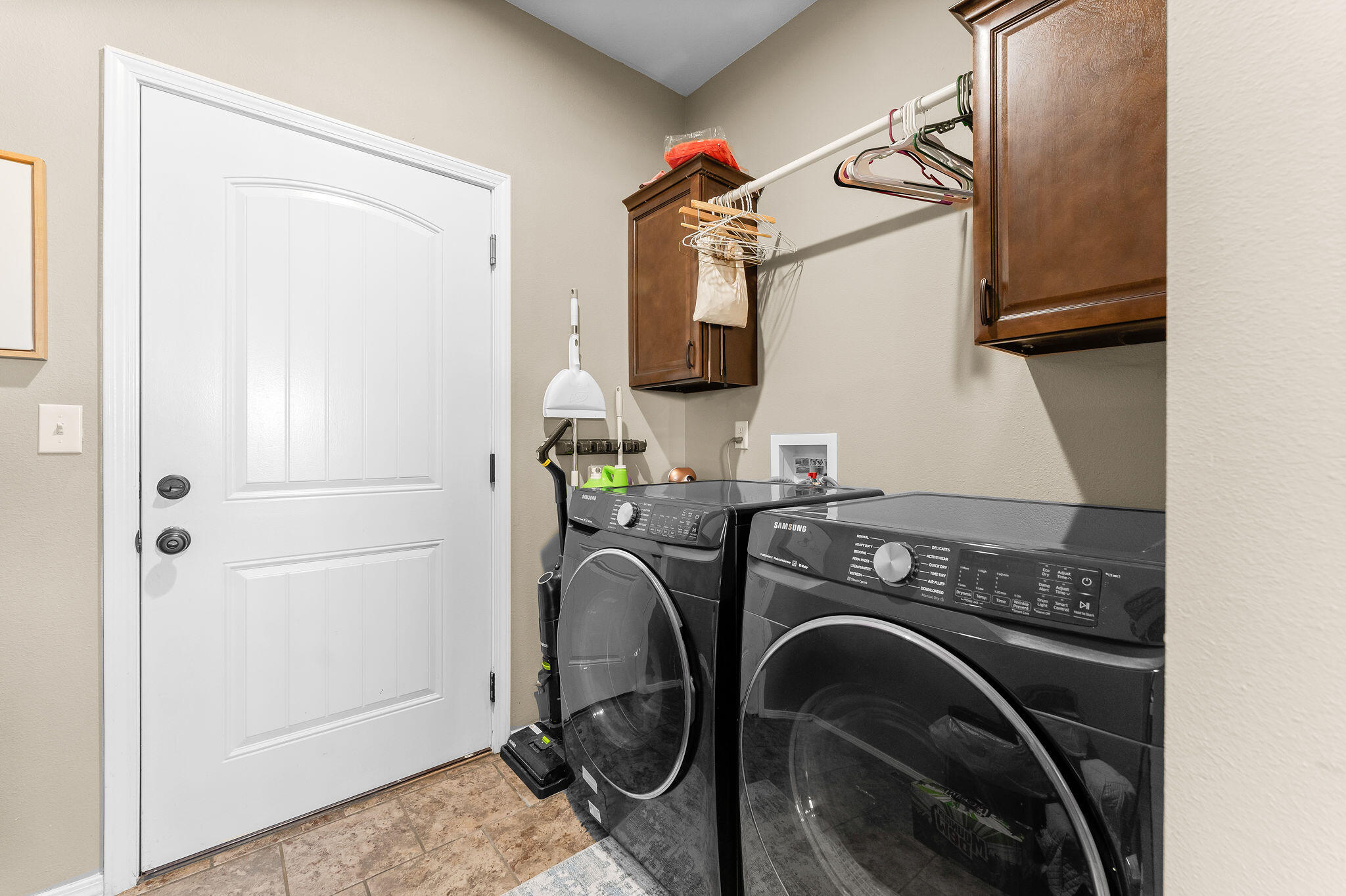 304 Regan Run Property Photo 20